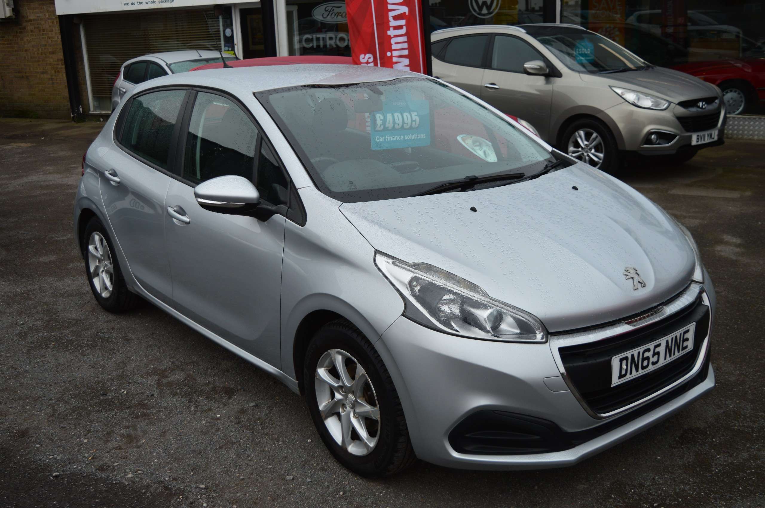 A 2015 PEUGEOT 208 1.2 PureTech Active Hatchback 5dr Petrol Manual Euro 6 (82 ps) A 2015 PEUGEOT 208 1.2 PureTech Active Hatchback 5dr Petrol Manual Euro 6 (82 ps)