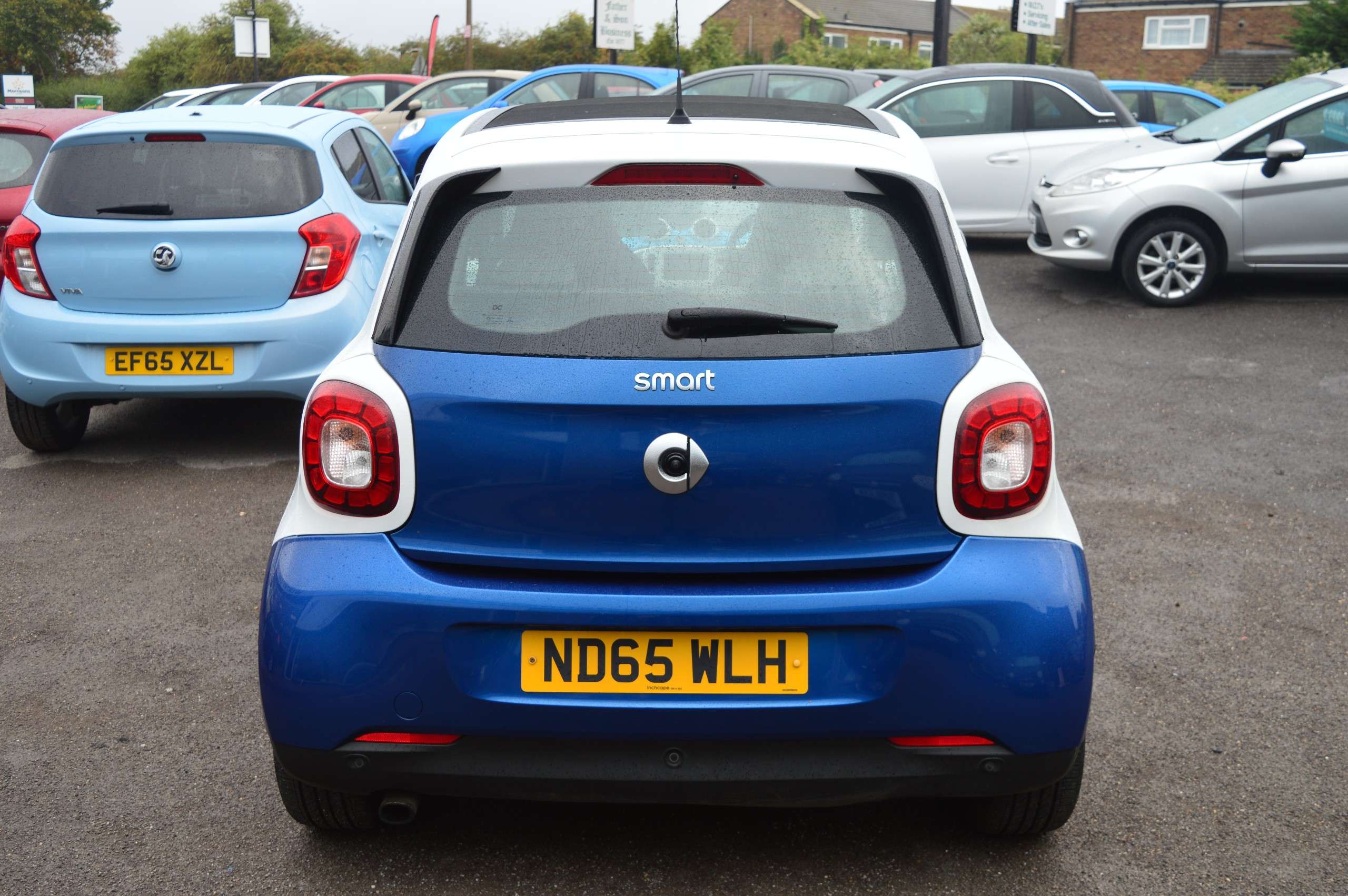 A 2016 SMART FORFOUR 0.9T Proxy Night Sky (Premium Plus) Hatchback 5dr Petrol Manual Euro 6 (s/s) (90 ps) A 2016 SMART FORFOUR 0.9T Proxy Night Sky (Premium Plus) Hatchback 5dr Petrol Manual Euro 6 (s/s) (90 ps)