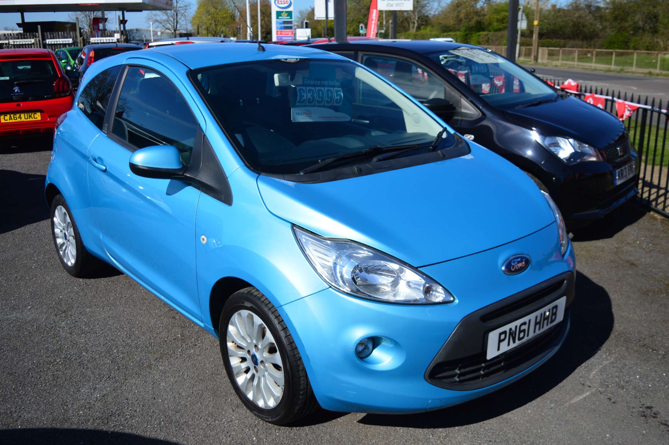 A 2011 FORD KA 1.2 Zetec Hatchback 3dr Petrol Manual Euro 5 (s/s) (69 ps) A 2011 FORD KA 1.2 Zetec Hatchback 3dr Petrol Manual Euro 5 (s/s) (69 ps)