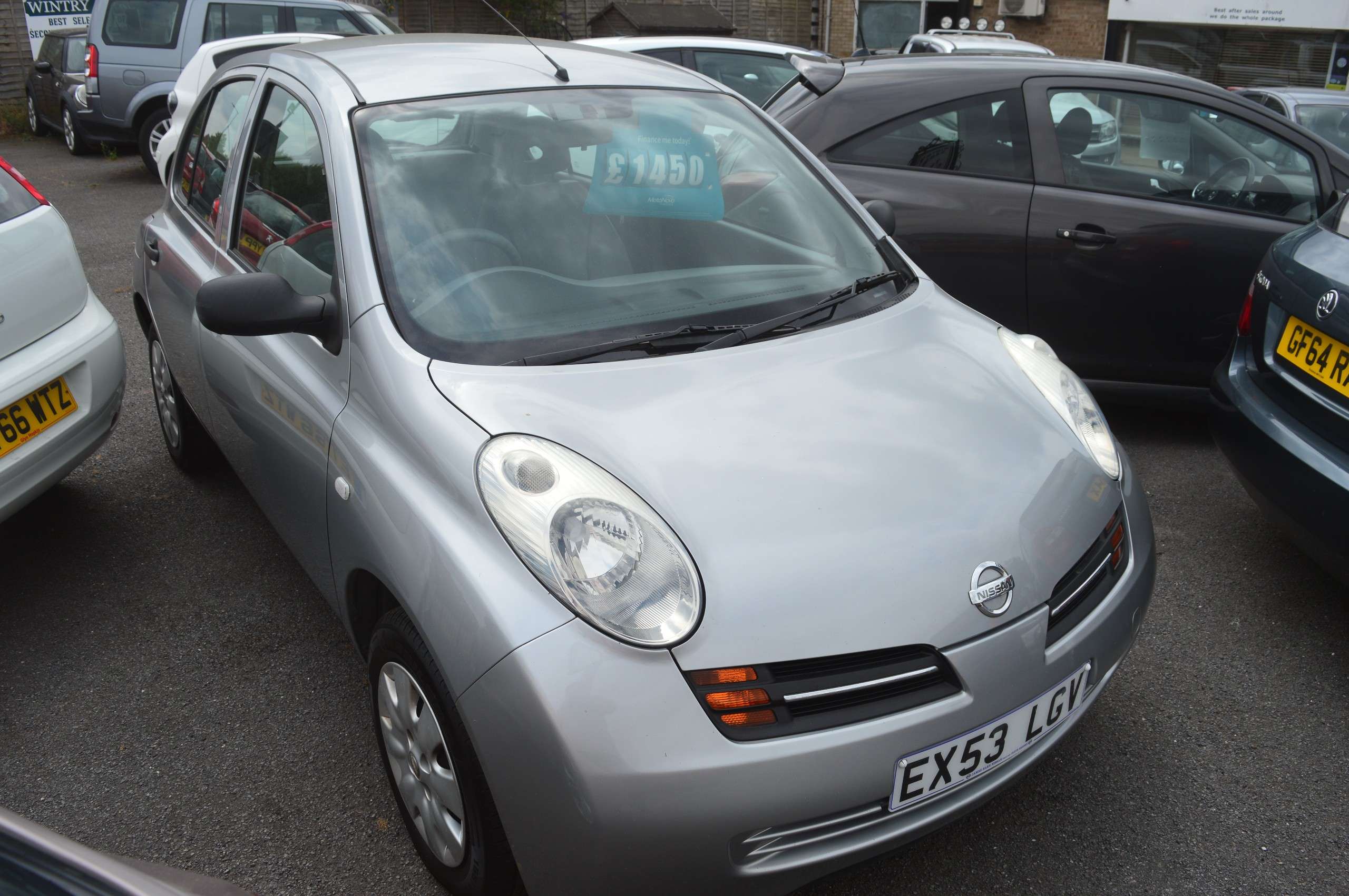 A 2003 NISSAN MICRA 1.0 E Hatchback 5dr Petrol Manual (141 g/km, 64 bhp) A 2003 NISSAN MICRA 1.0 E Hatchback 5dr Petrol Manual (141 g/km, 64 bhp)