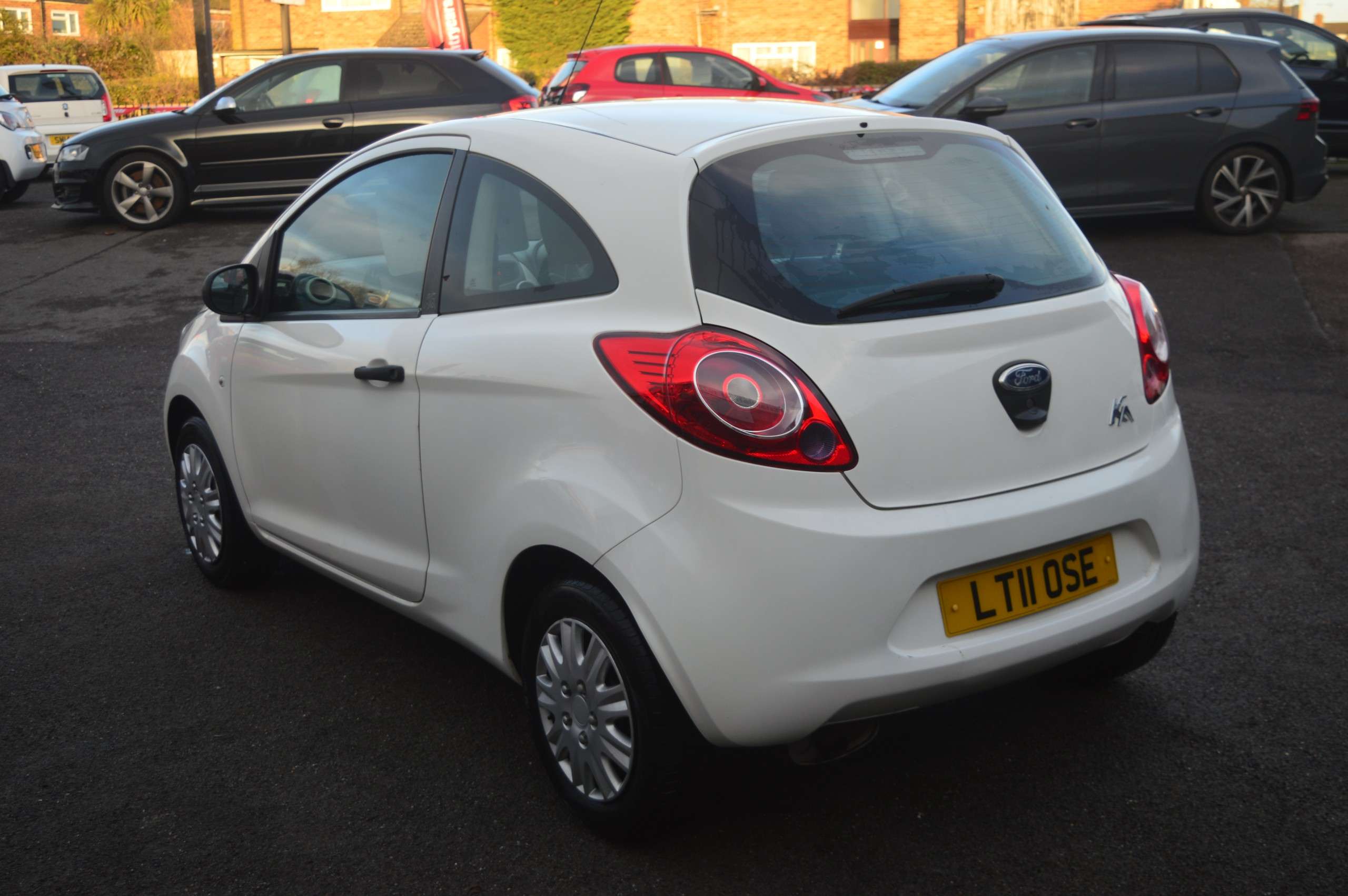 2011 FORD KA 2011 FORD KA