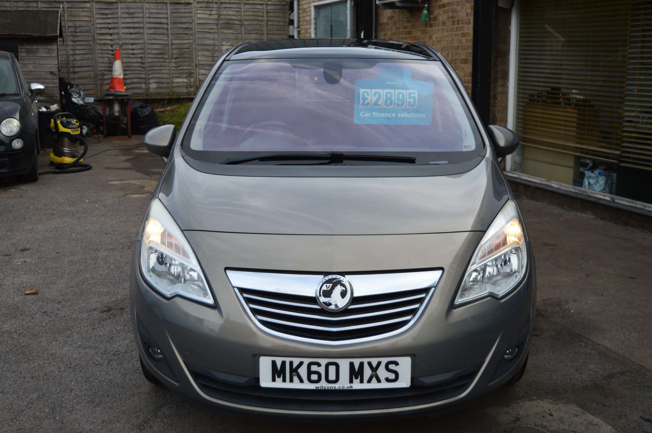 A 2010 VAUXHALL MERIVA 1.4 16V SE MPV 5dr Petrol Manual Euro 5 (100 ps) A 2010 VAUXHALL MERIVA 1.4 16V SE MPV 5dr Petrol Manual Euro 5 (100 ps)