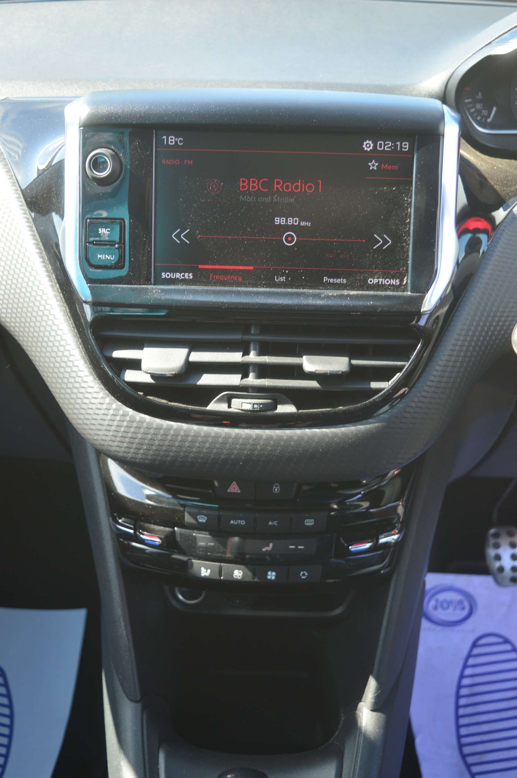 2017 PEUGEOT 208 2017 PEUGEOT 208