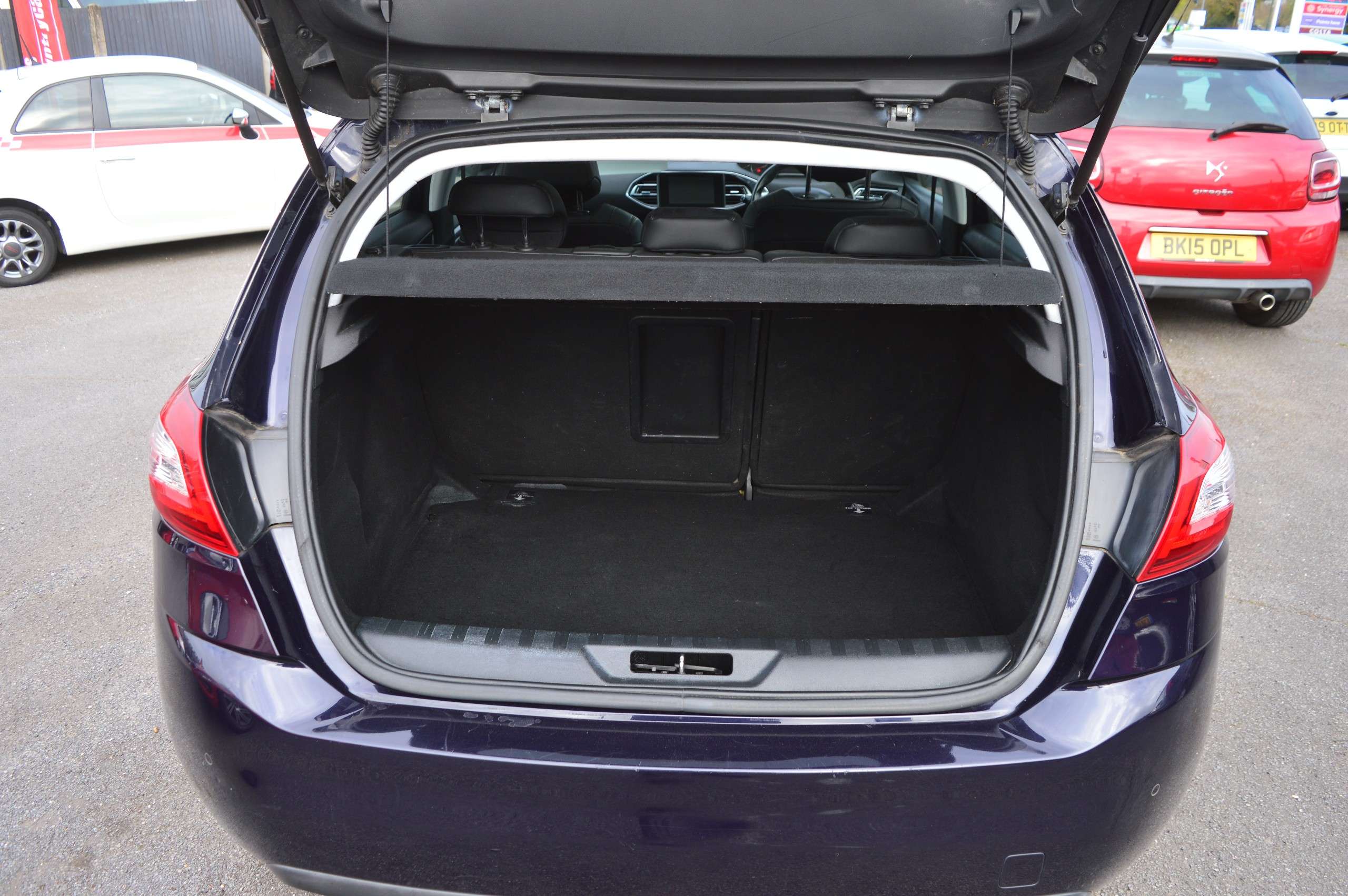 2014 PEUGEOT 308 2014 PEUGEOT 308