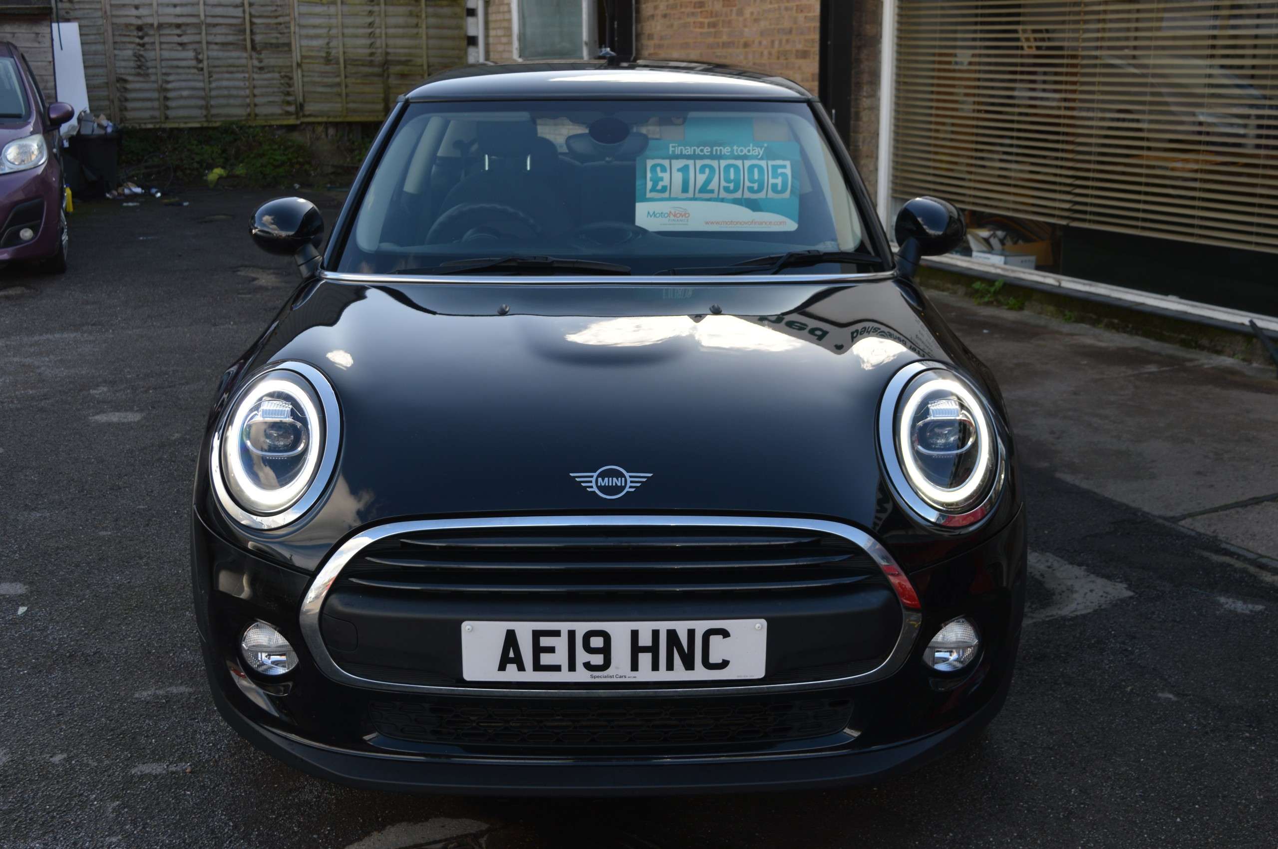 A 2019 MINI MINI ONE CLASSIC A 2019 MINI MINI ONE CLASSIC