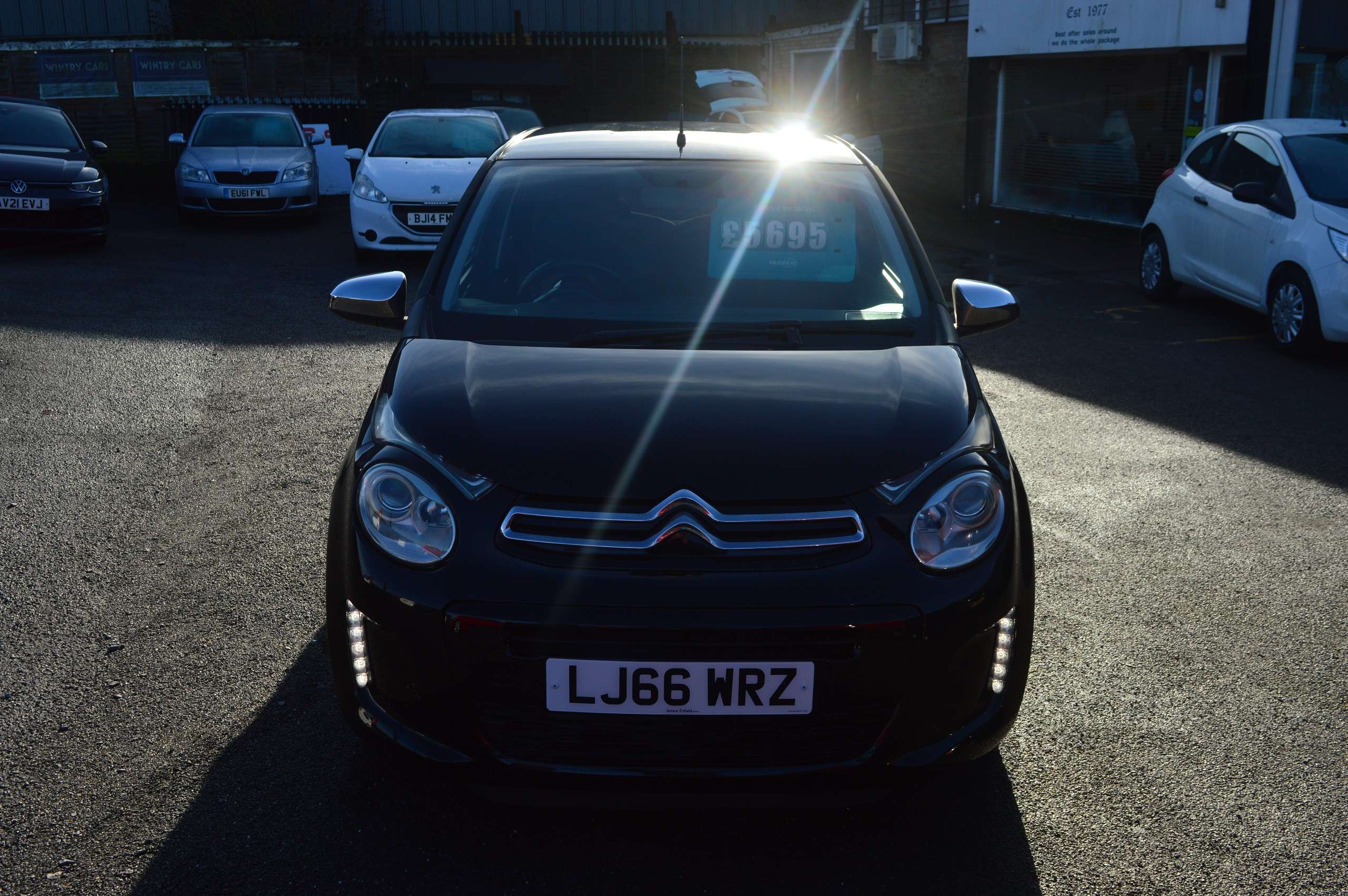 A 2016 CITROEN C1 1.2 PureTech Flair Hatchback 5dr Petrol Manual Euro 6 (82 ps) A 2016 CITROEN C1 1.2 PureTech Flair Hatchback 5dr Petrol Manual Euro 6 (82 ps)