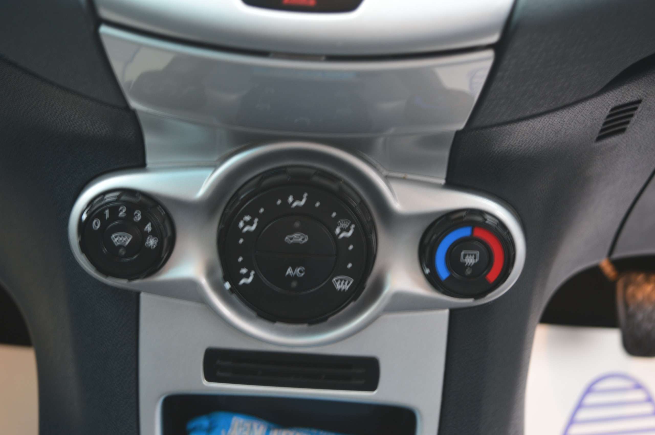 2010 FORD FIESTA 2010 FORD FIESTA