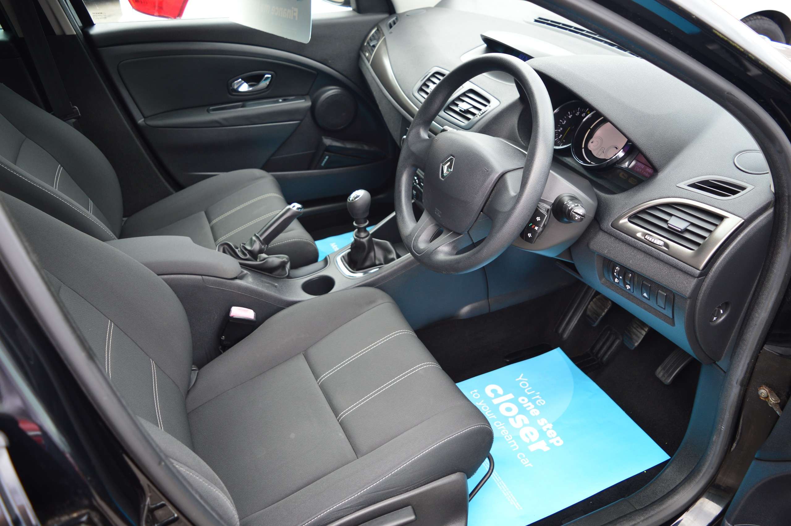 A 2013 RENAULT MEGANE 1.6 16V Knight Edition Hatchback 5dr Petrol Manual Euro 5 (110 ps) A 2013 RENAULT MEGANE 1.6 16V Knight Edition Hatchback 5dr Petrol Manual Euro 5 (110 ps)