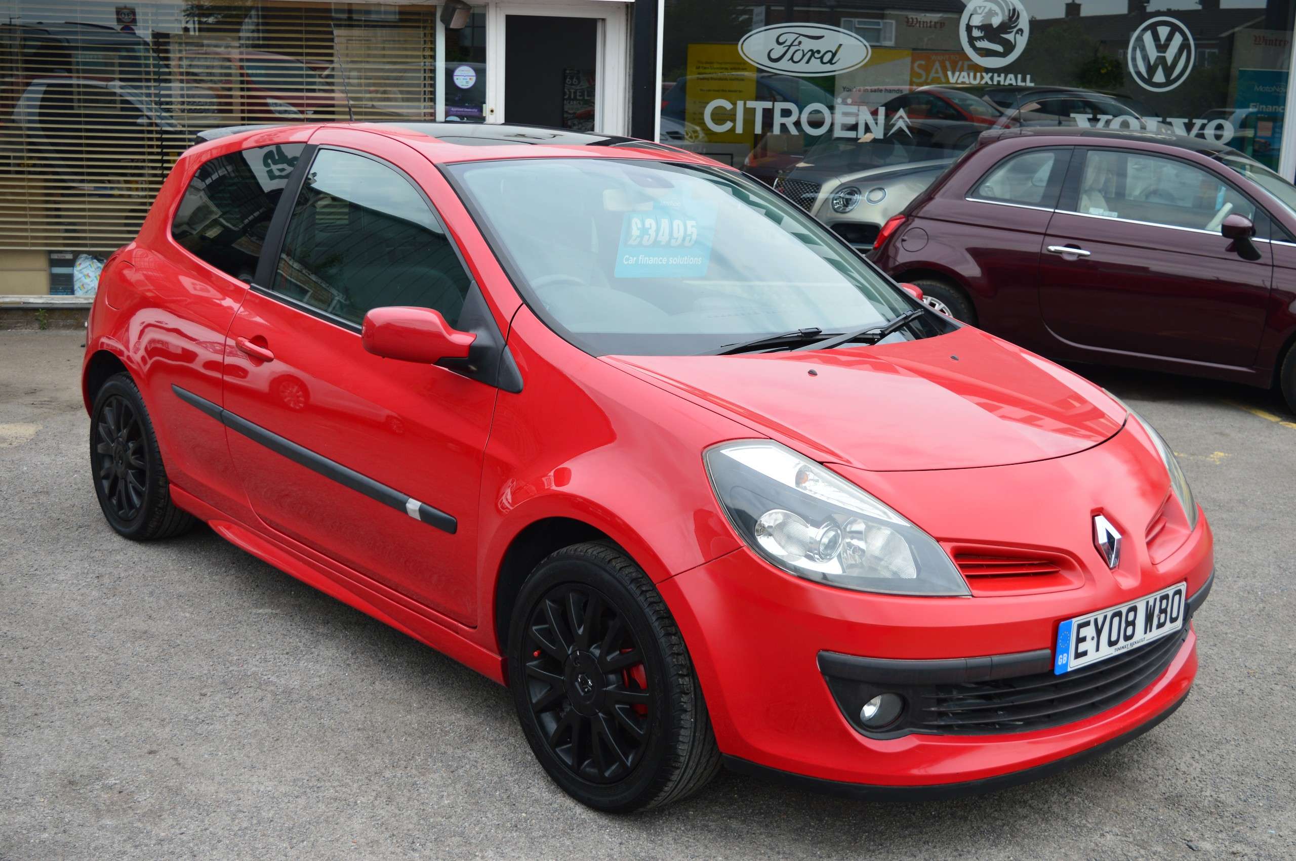 A 2008 RENAULT CLIO 1.6 VVT Dynamique S Hatchback 3dr Petrol Automatic (179 g/km, 111 bhp) A 2008 RENAULT CLIO 1.6 VVT Dynamique S Hatchback 3dr Petrol Automatic (179 g/km, 111 bhp)