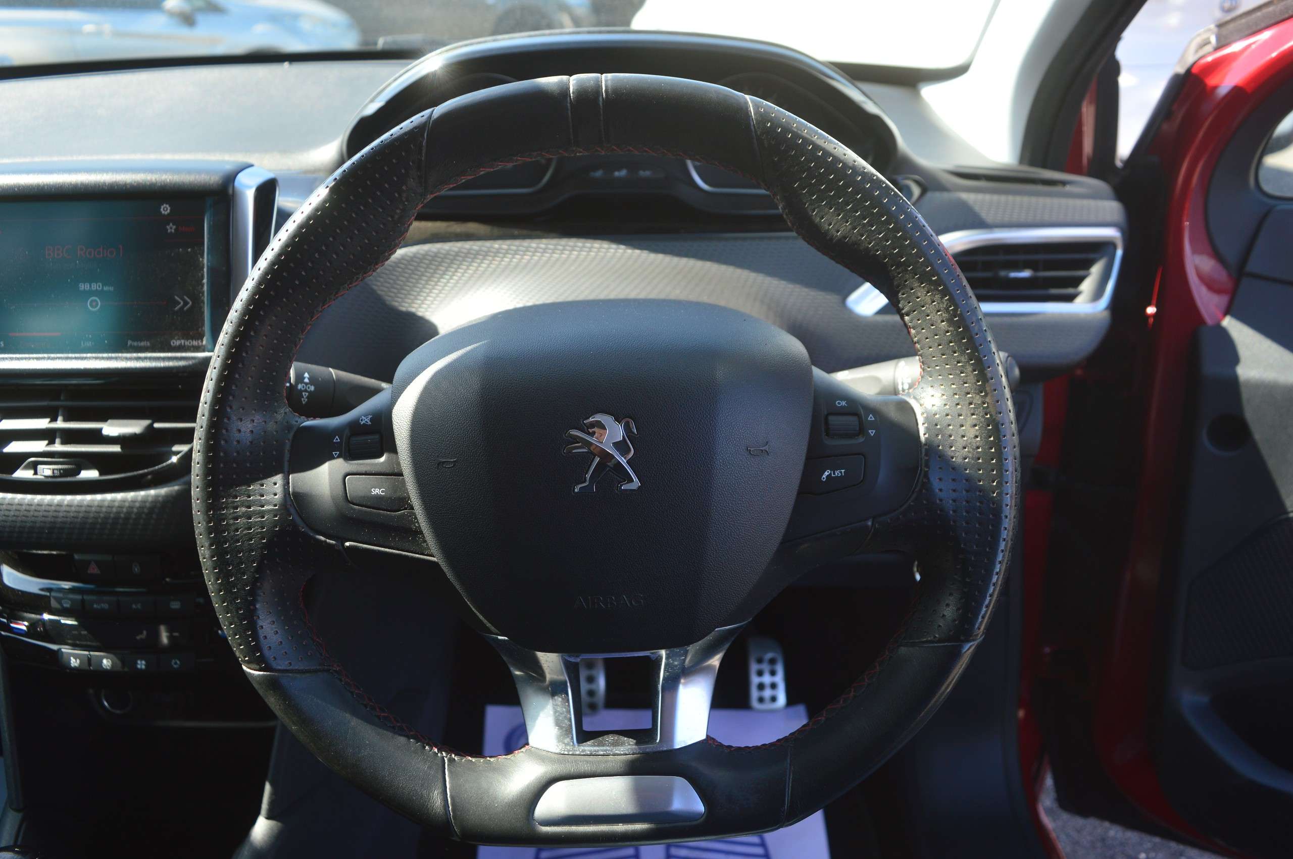 2017 PEUGEOT 208 2017 PEUGEOT 208