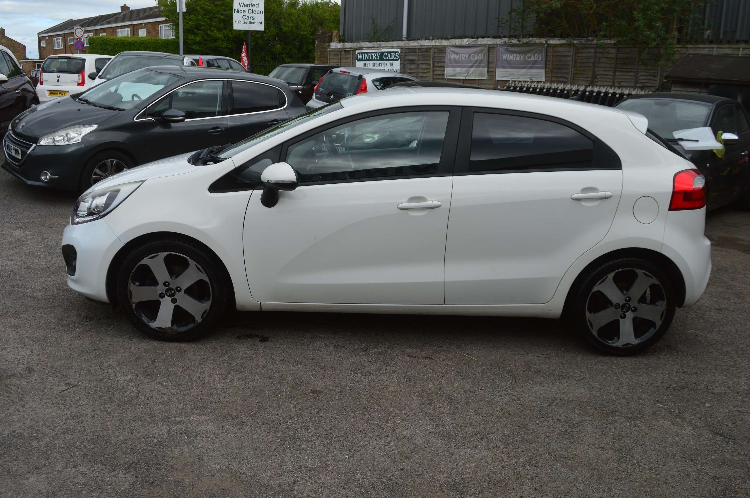 2013 KIA RIO 2013 KIA RIO