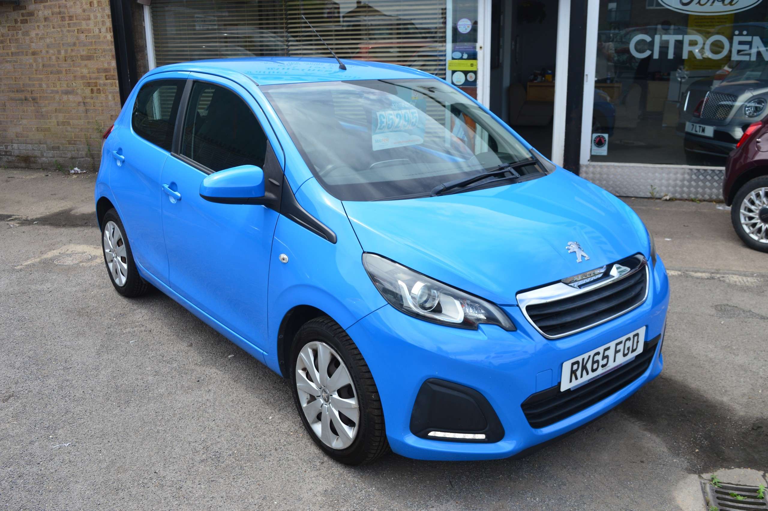 A 2015 PEUGEOT 108 1.0 Active Hatchback 5dr Petrol Manual Euro 6 (68 ps) A 2015 PEUGEOT 108 1.0 Active Hatchback 5dr Petrol Manual Euro 6 (68 ps)