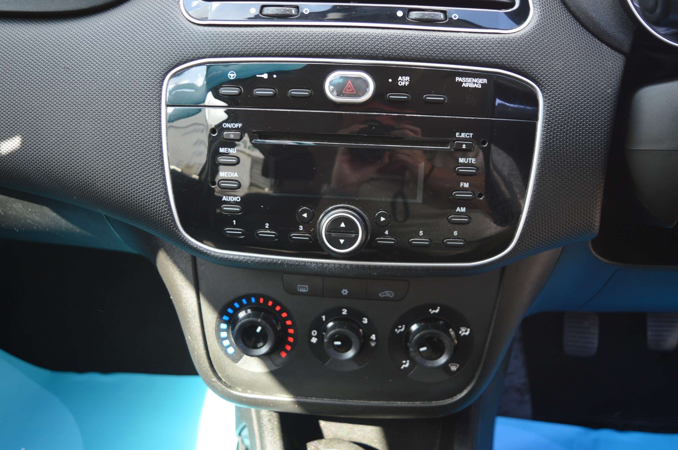 2017 FIAT PUNTO 2017 FIAT PUNTO