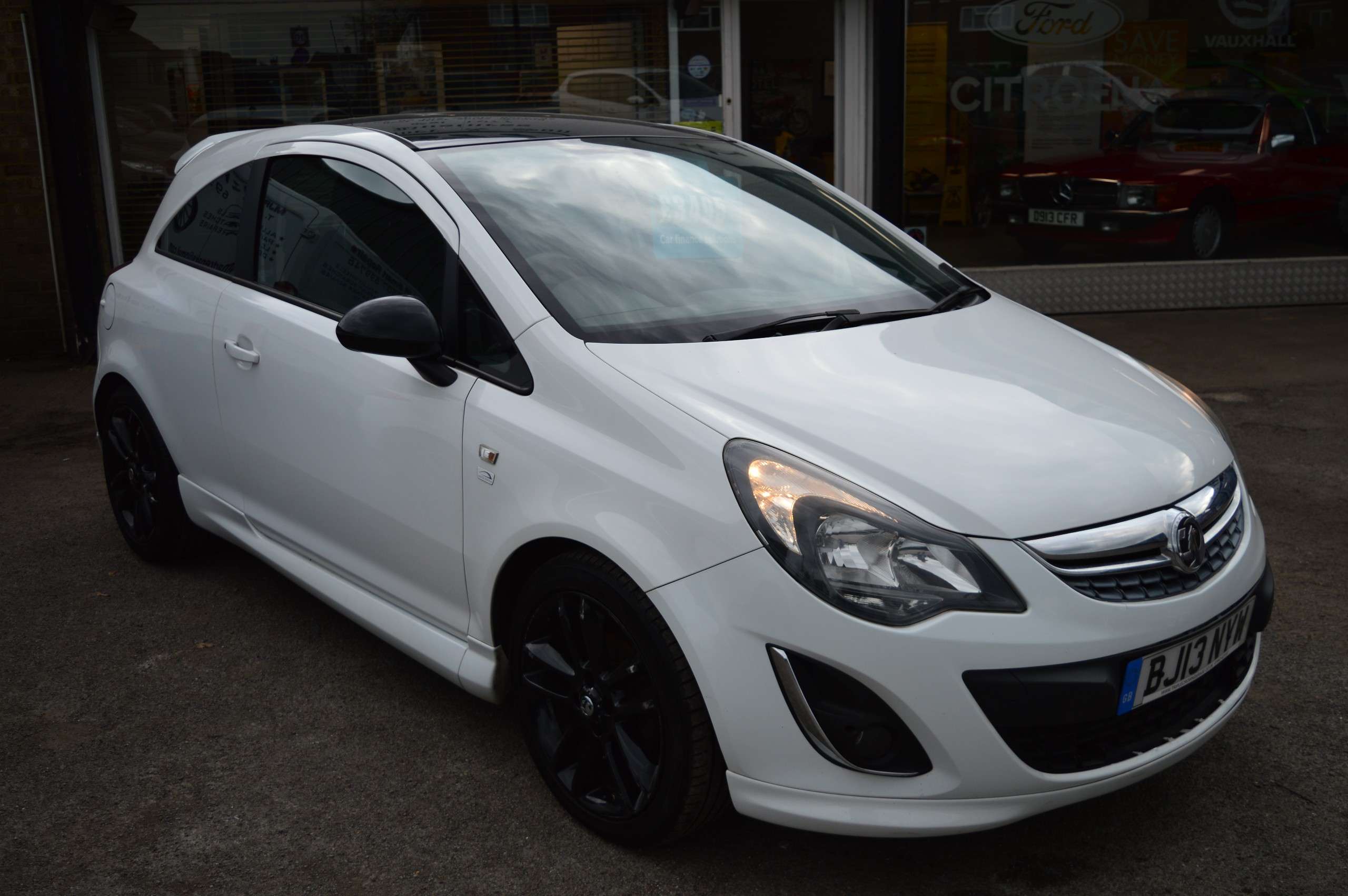 A 2013 VAUXHALL CORSA 1.2 16V Limited Edition Hatchback 3dr Petrol Manual Euro 5 (85 ps) A 2013 VAUXHALL CORSA 1.2 16V Limited Edition Hatchback 3dr Petrol Manual Euro 5 (85 ps)