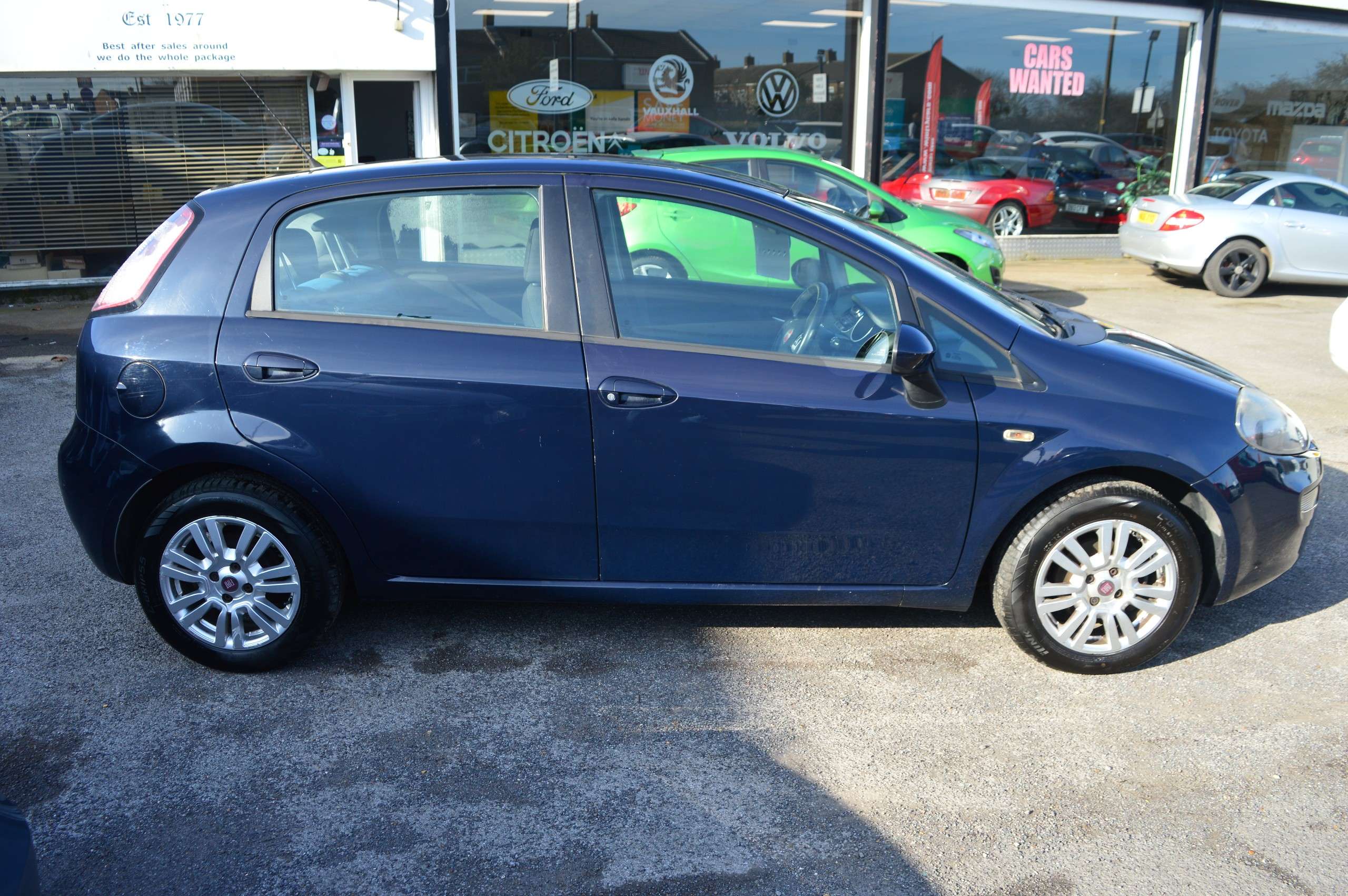 2013 FIAT PUNTO 2013 FIAT PUNTO