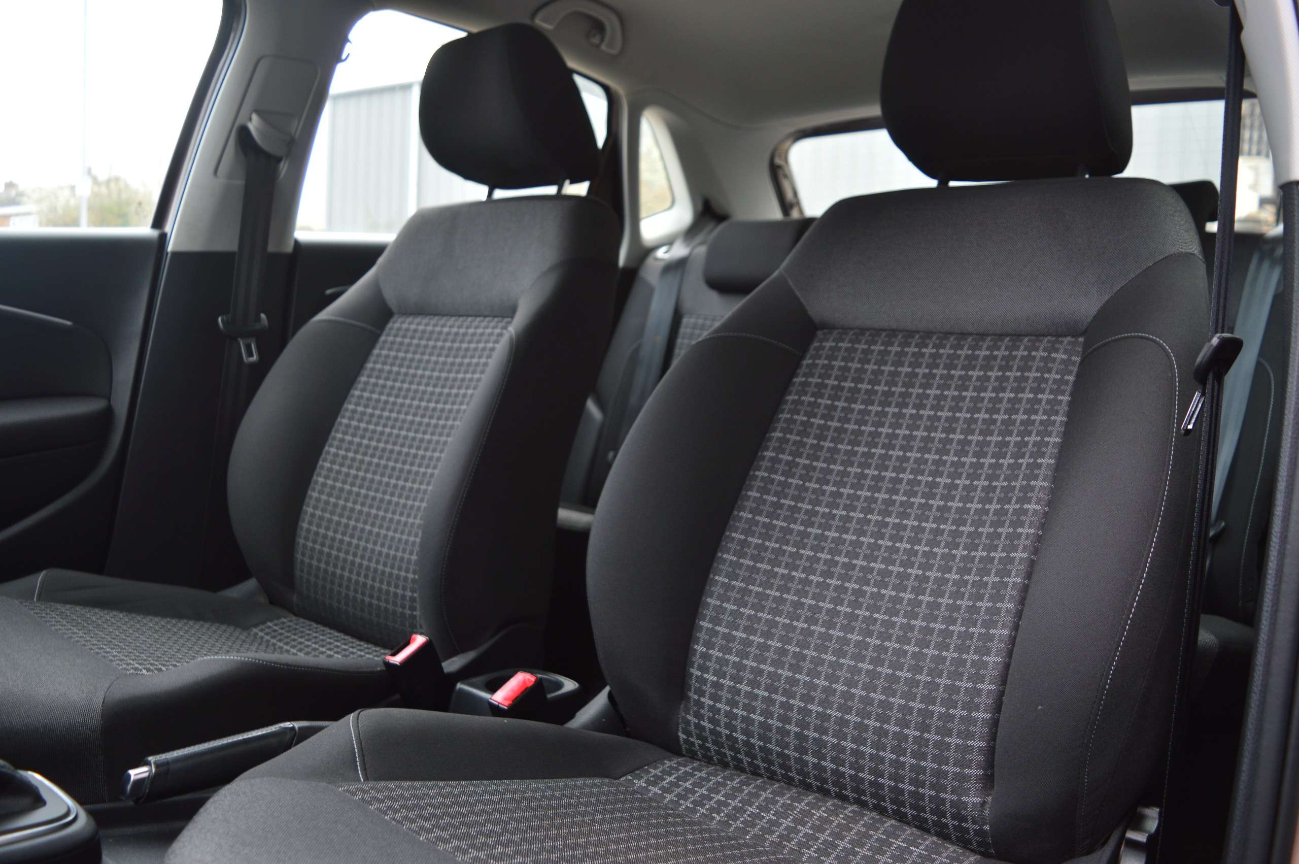 2015 VOLKSWAGEN POLO 2015 VOLKSWAGEN POLO