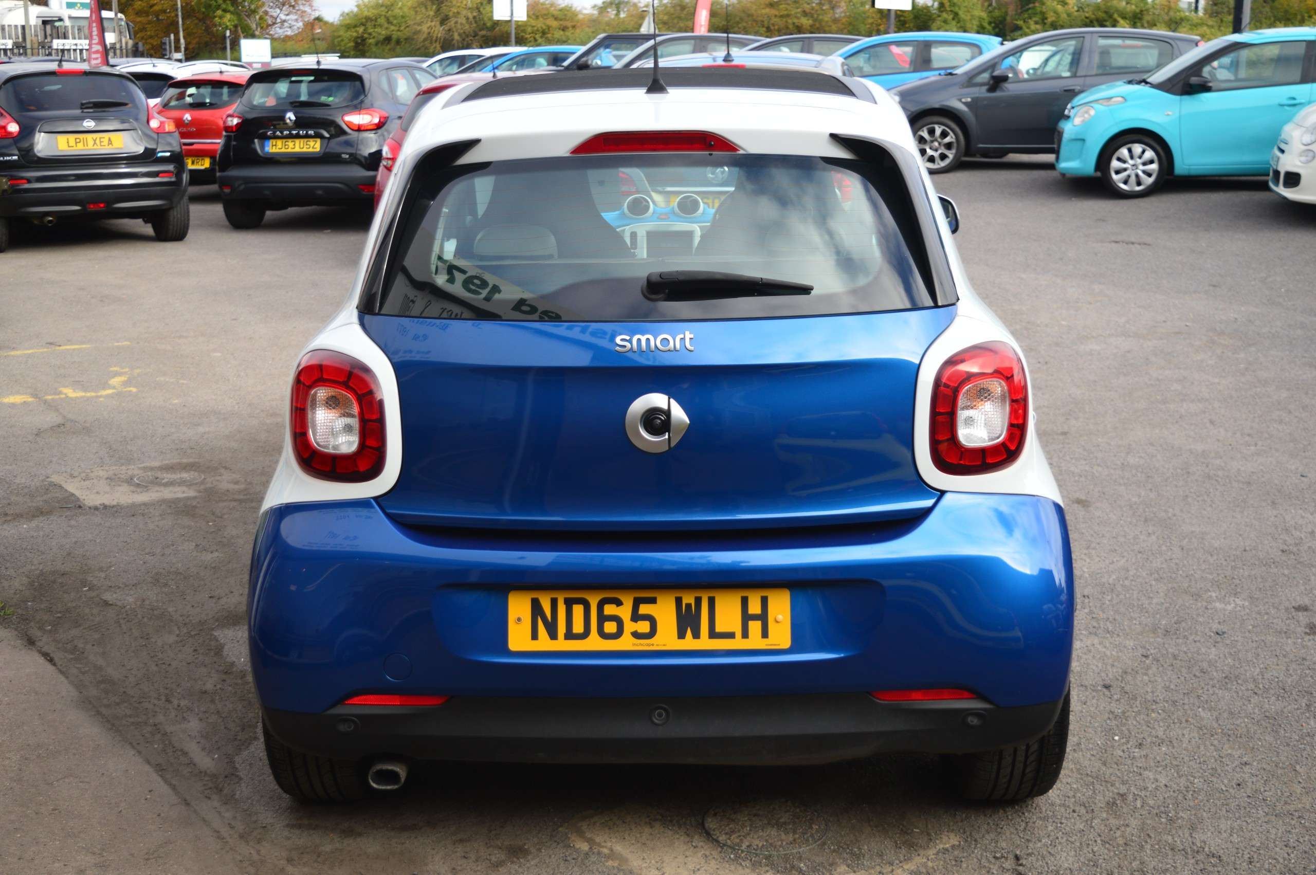 A 2016 SMART FORFOUR 0.9T Proxy Night Sky (Premium Plus) Hatchback 5dr Petrol Manual Euro 6 (s/s) (90 ps) A 2016 SMART FORFOUR 0.9T Proxy Night Sky (Premium Plus) Hatchback 5dr Petrol Manual Euro 6 (s/s) (90 ps)
