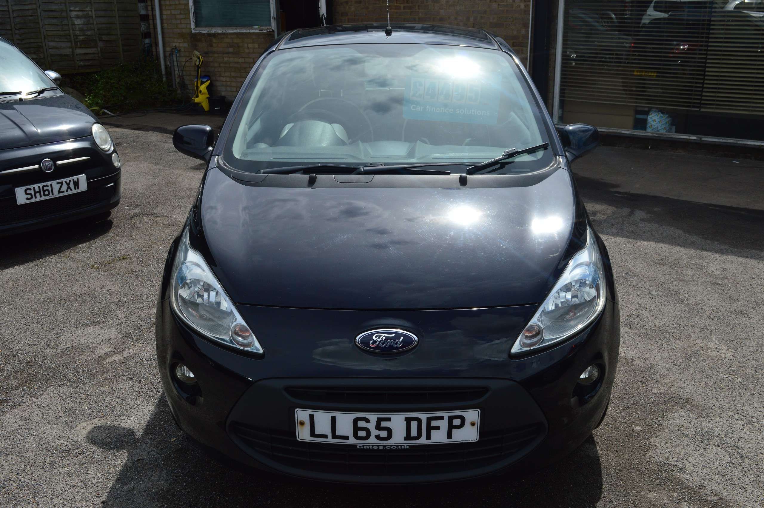 A 2015 FORD KA 1.2 Zetec Black Edition Hatchback 3dr Petrol Manual Euro 6 (s/s) (69 ps) A 2015 FORD KA 1.2 Zetec Black Edition Hatchback 3dr Petrol Manual Euro 6 (s/s) (69 ps)
