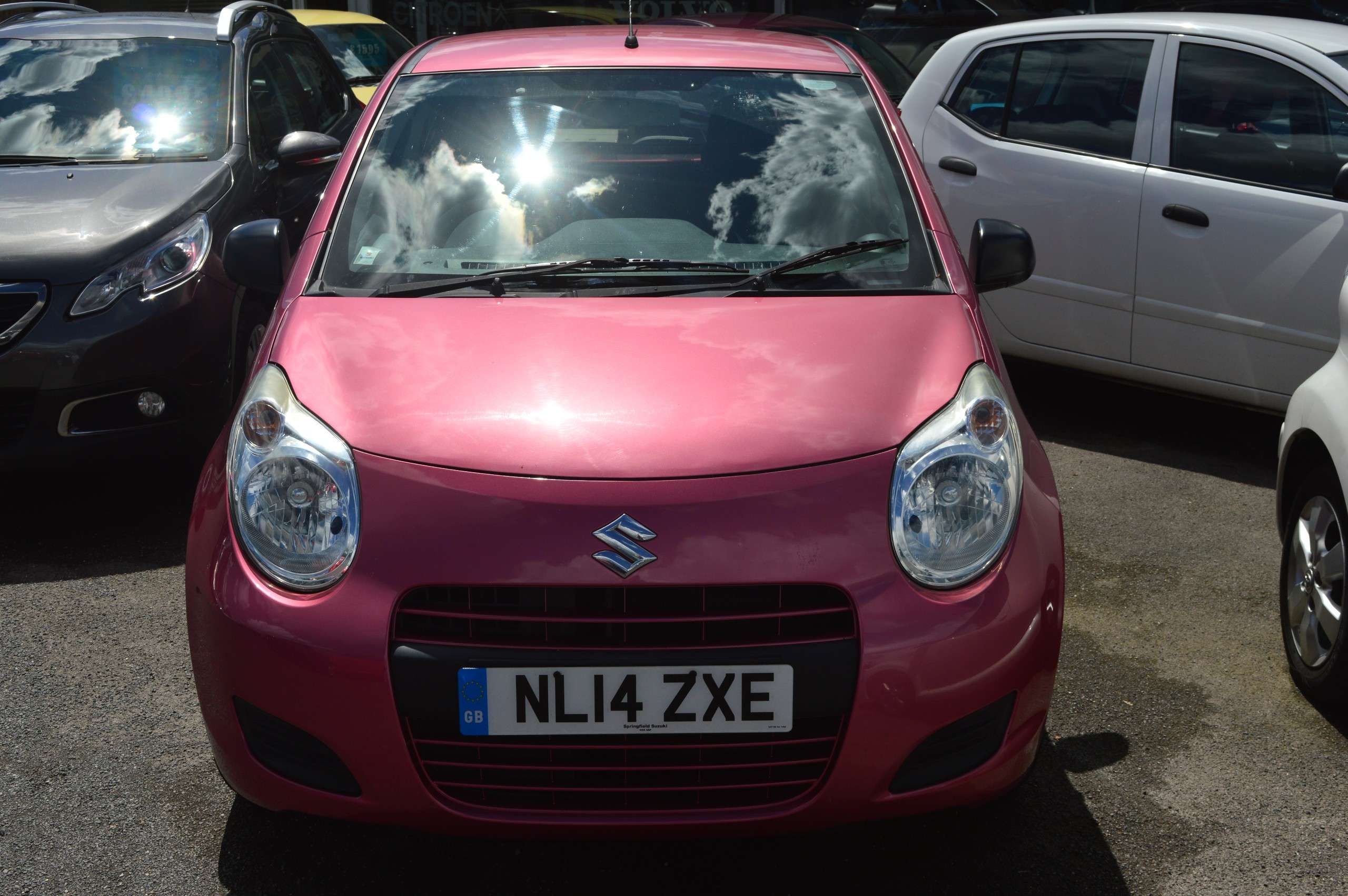 A 2014 SUZUKI ALTO 1.0 12V SZ Hatchback 5dr Petrol Manual Euro 5 (68 ps) A 2014 SUZUKI ALTO 1.0 12V SZ Hatchback 5dr Petrol Manual Euro 5 (68 ps)