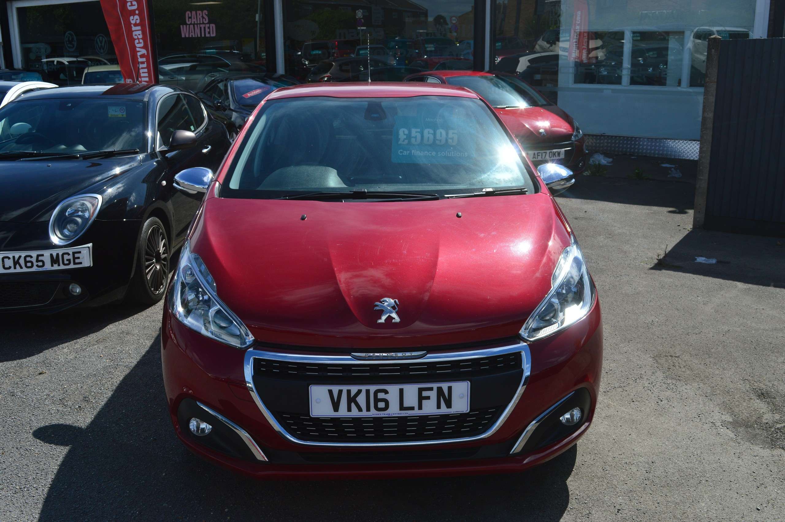 A 2016 PEUGEOT 208 1.2 PureTech Allure Hatchback 5dr Petrol Manual Euro 6 (82 ps) A 2016 PEUGEOT 208 1.2 PureTech Allure Hatchback 5dr Petrol Manual Euro 6 (82 ps)
