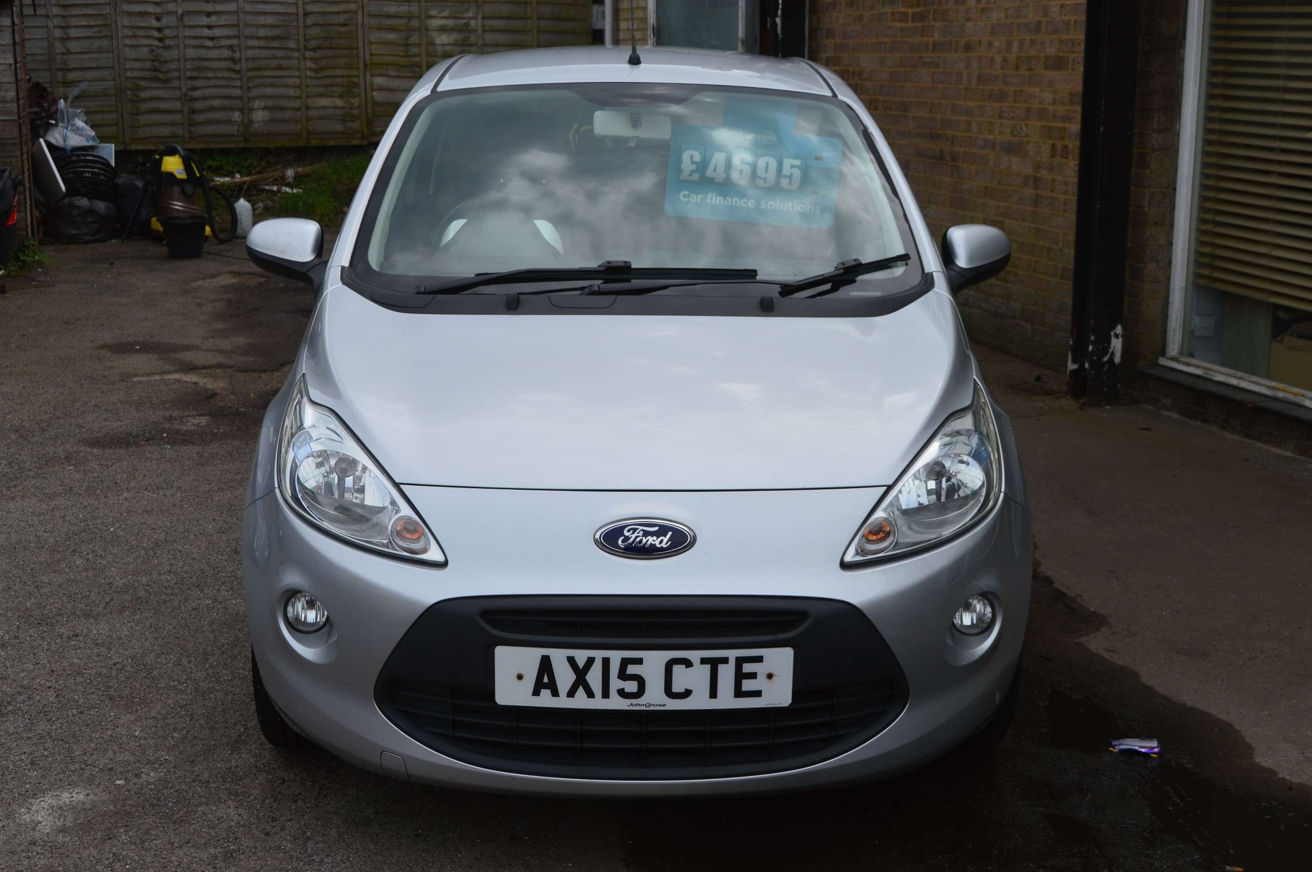 A 2015 FORD KA 1.2 Zetec Hatchback 3dr Petrol Manual Euro 5 (s/s) (69 ps) A 2015 FORD KA 1.2 Zetec Hatchback 3dr Petrol Manual Euro 5 (s/s) (69 ps)