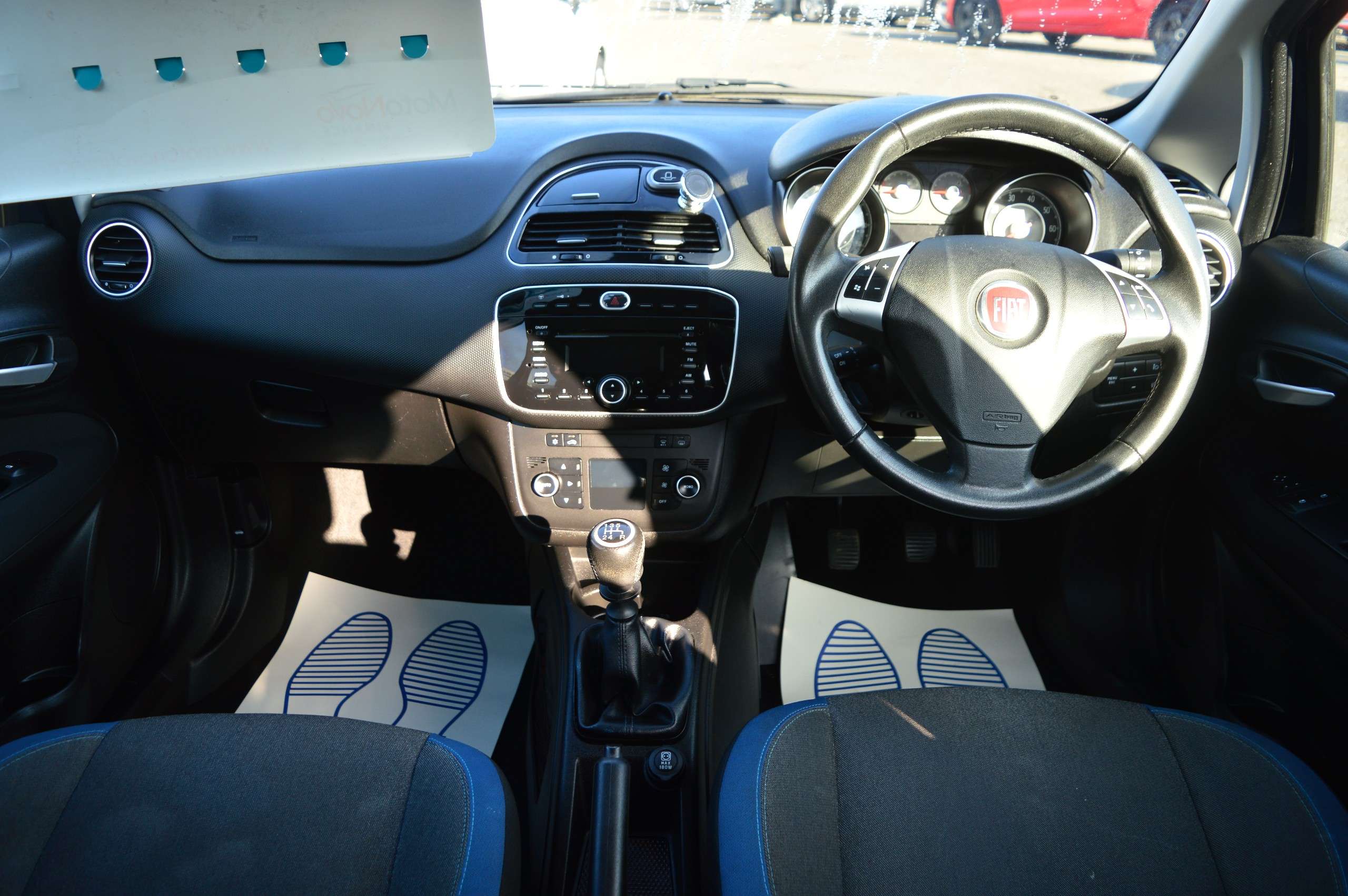 2013 FIAT PUNTO 2013 FIAT PUNTO