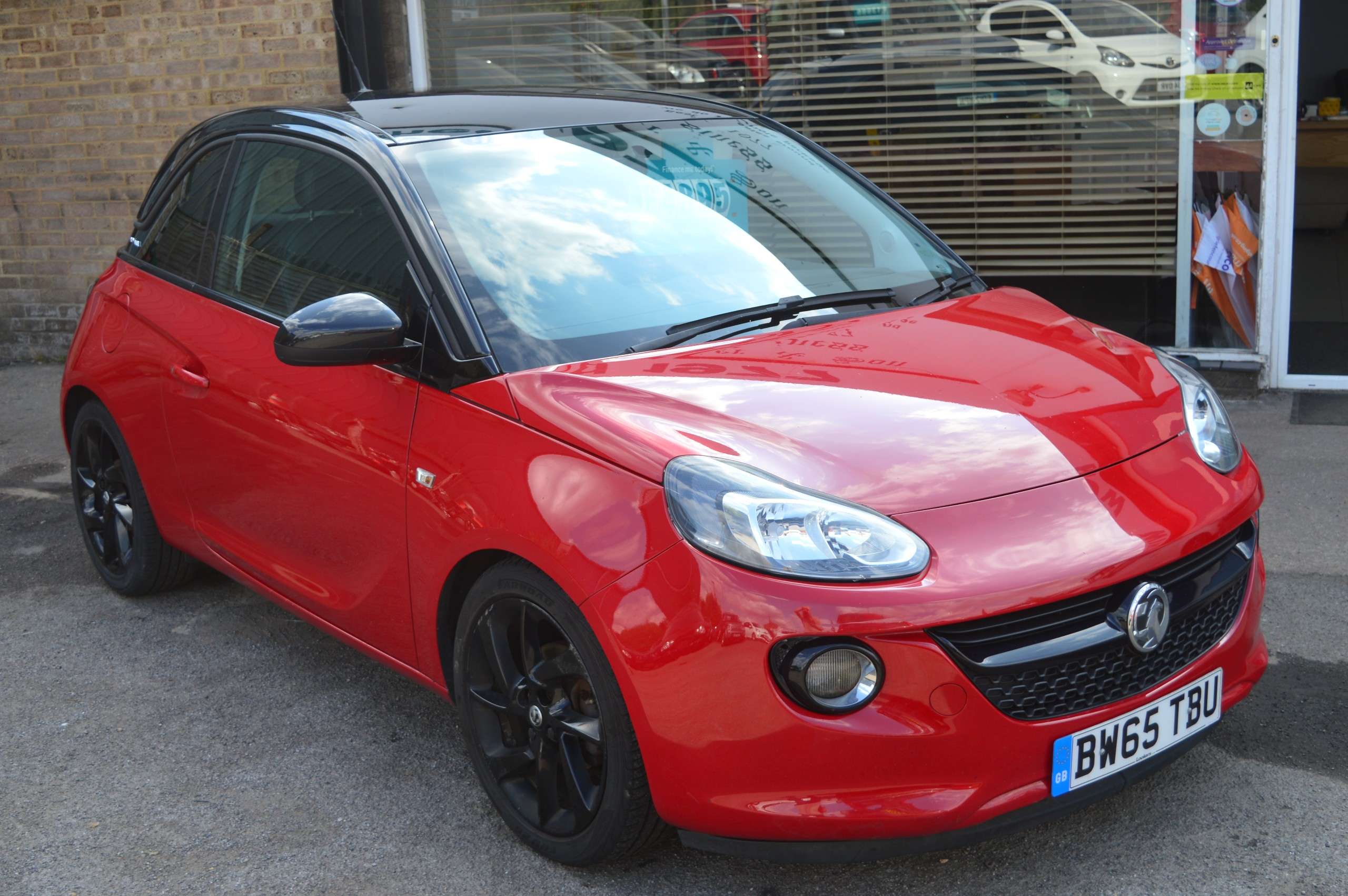 A 2016 VAUXHALL ADAM 1.2i ecoFLEX ENERGISED Hatchback 3dr Petrol Manual Euro 6 (s/s) (70 ps) A 2016 VAUXHALL ADAM 1.2i ecoFLEX ENERGISED Hatchback 3dr Petrol Manual Euro 6 (s/s) (70 ps)
