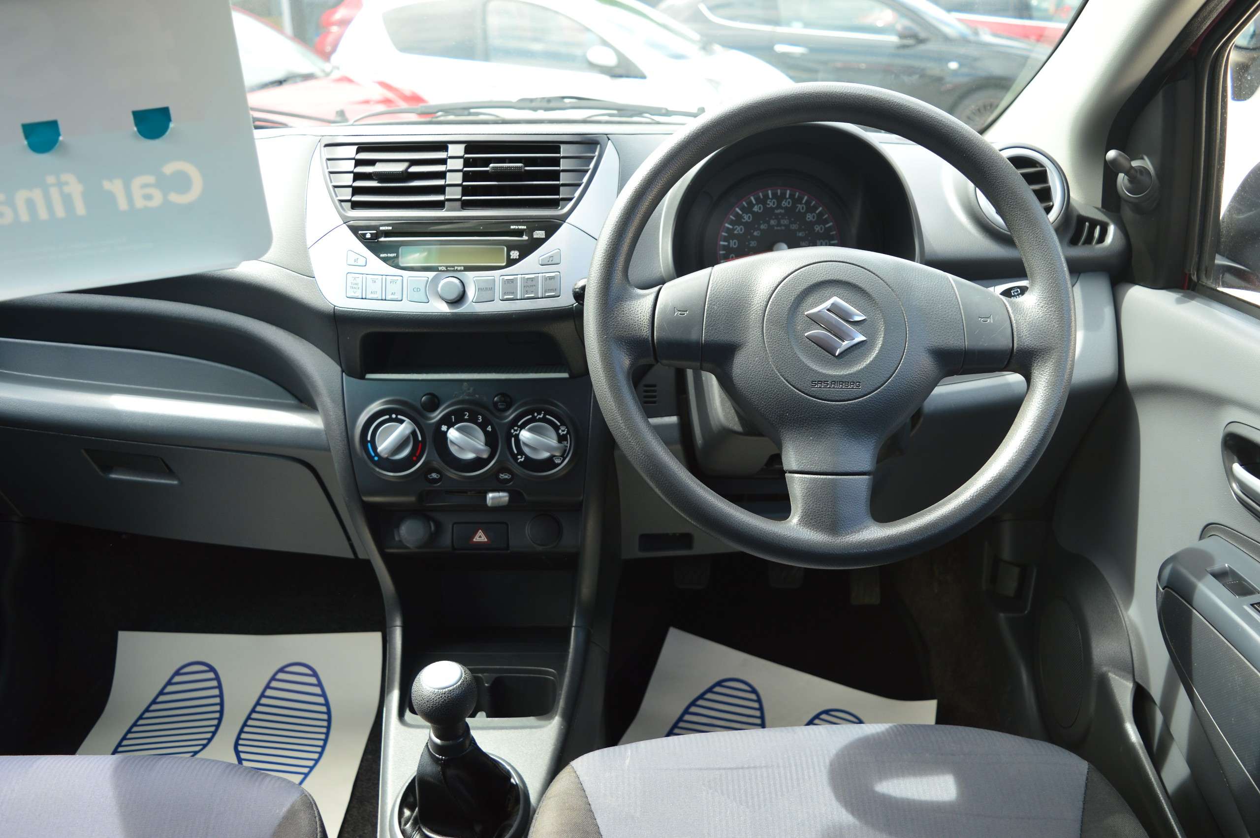 A 2014 SUZUKI ALTO 1.0 12V SZ Hatchback 5dr Petrol Manual Euro 5 (68 ps) A 2014 SUZUKI ALTO 1.0 12V SZ Hatchback 5dr Petrol Manual Euro 5 (68 ps)