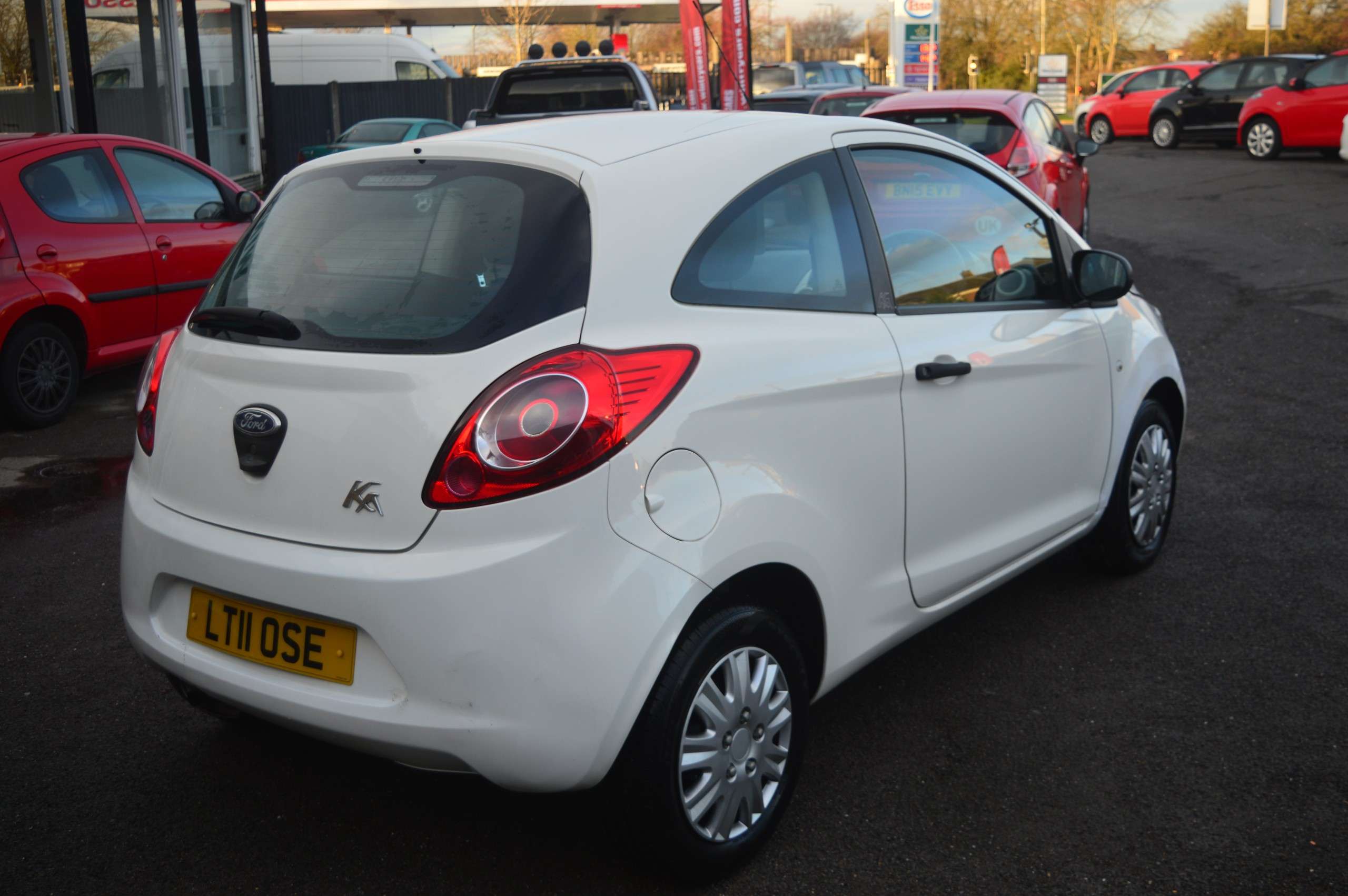 2011 FORD KA 2011 FORD KA