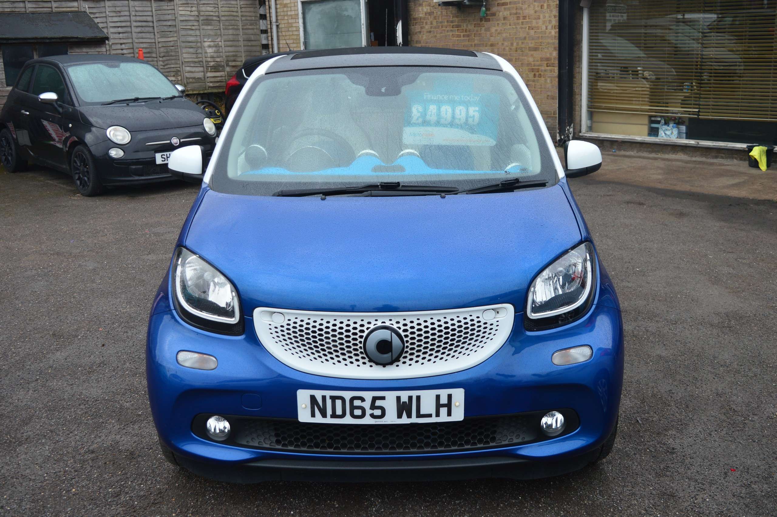 A 2016 SMART FORFOUR 0.9T Proxy Night Sky (Premium Plus) Hatchback 5dr Petrol Manual Euro 6 (s/s) (90 ps) A 2016 SMART FORFOUR 0.9T Proxy Night Sky (Premium Plus) Hatchback 5dr Petrol Manual Euro 6 (s/s) (90 ps)