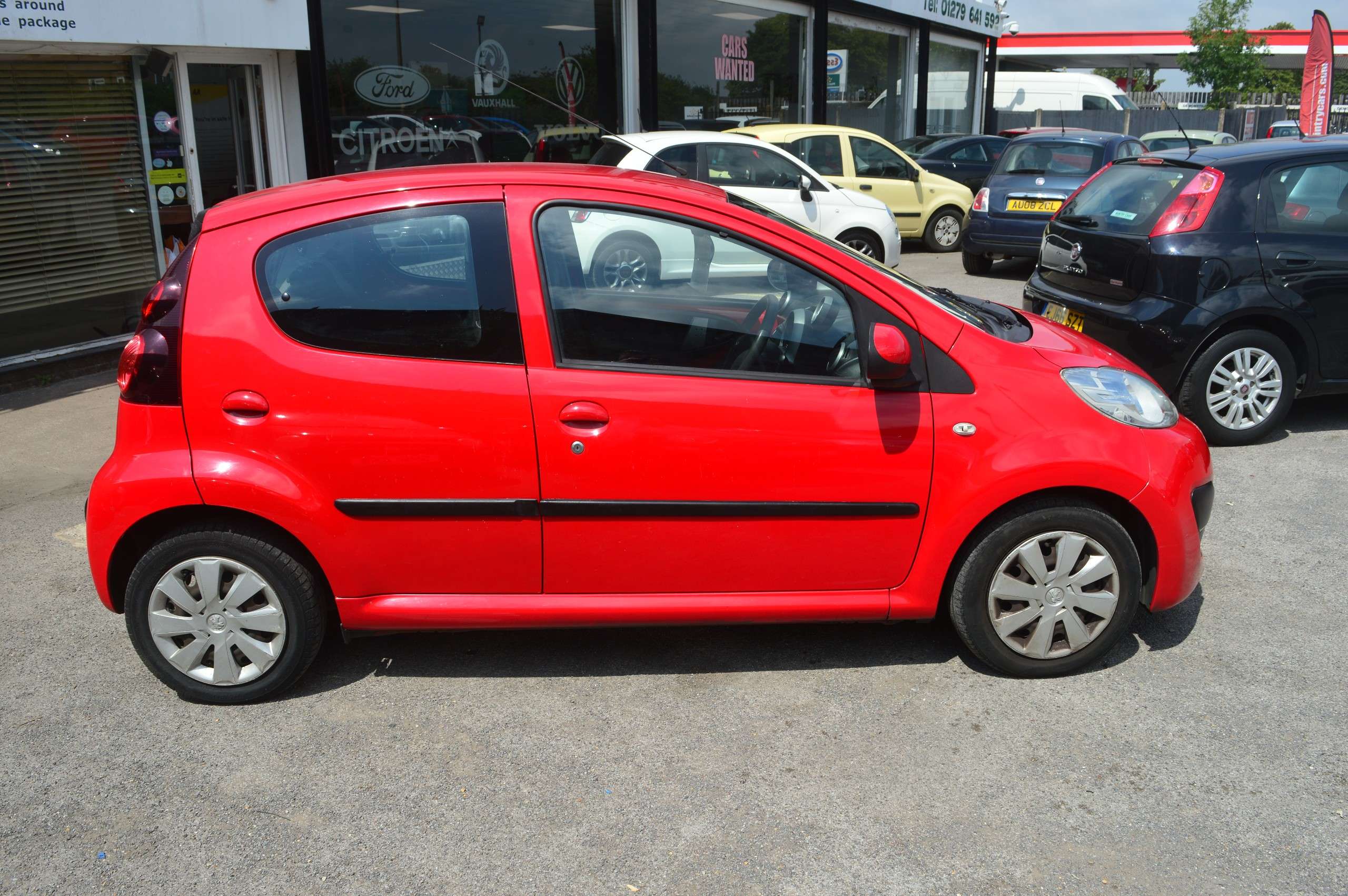 2014 PEUGEOT 107 2014 PEUGEOT 107
