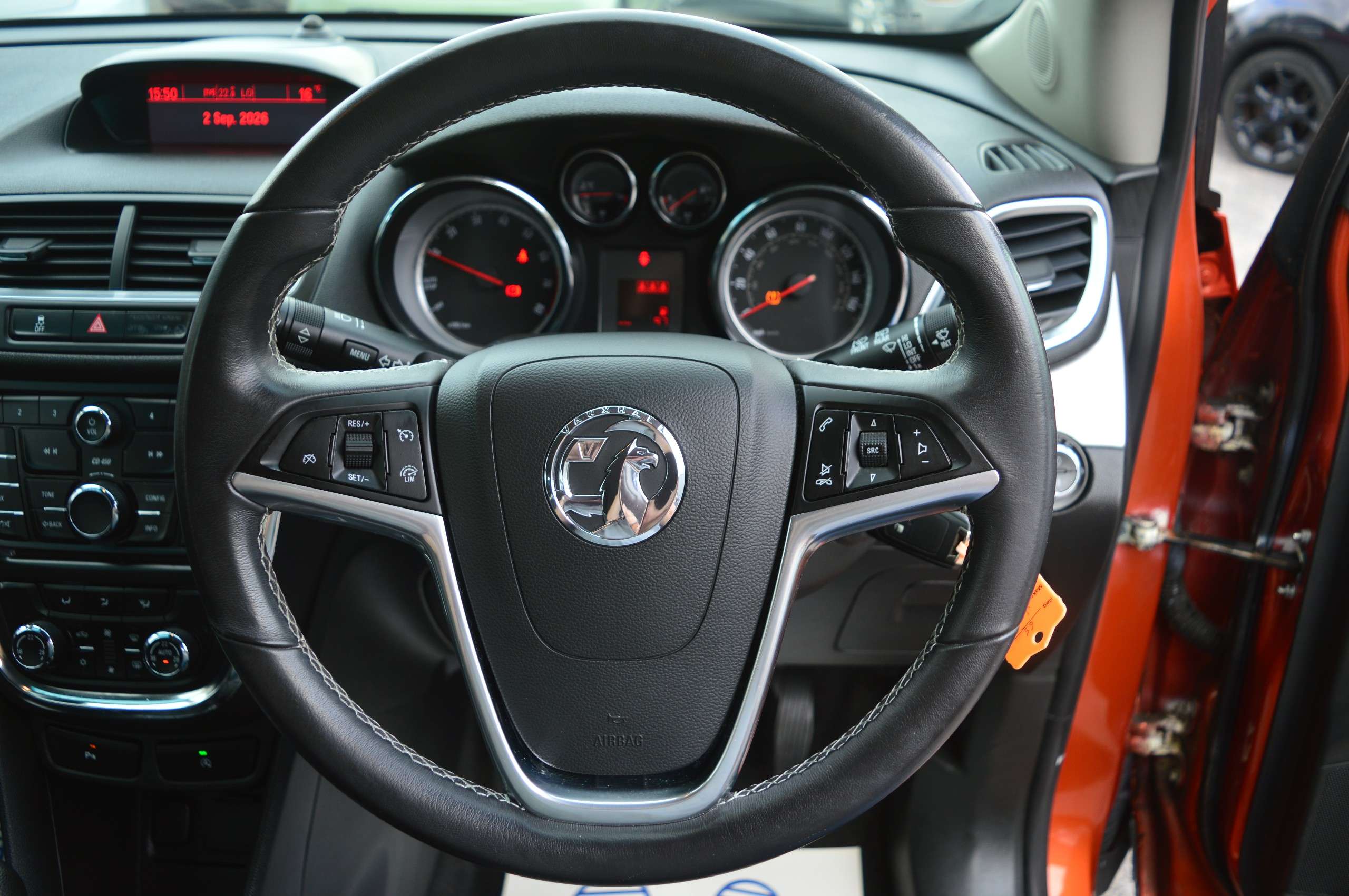 A 2016 VAUXHALL MOKKA 1.6i Exclusiv SUV 5dr Petrol Manual 2WD Euro 6 (s/s) (115 ps) A 2016 VAUXHALL MOKKA 1.6i Exclusiv SUV 5dr Petrol Manual 2WD Euro 6 (s/s) (115 ps)