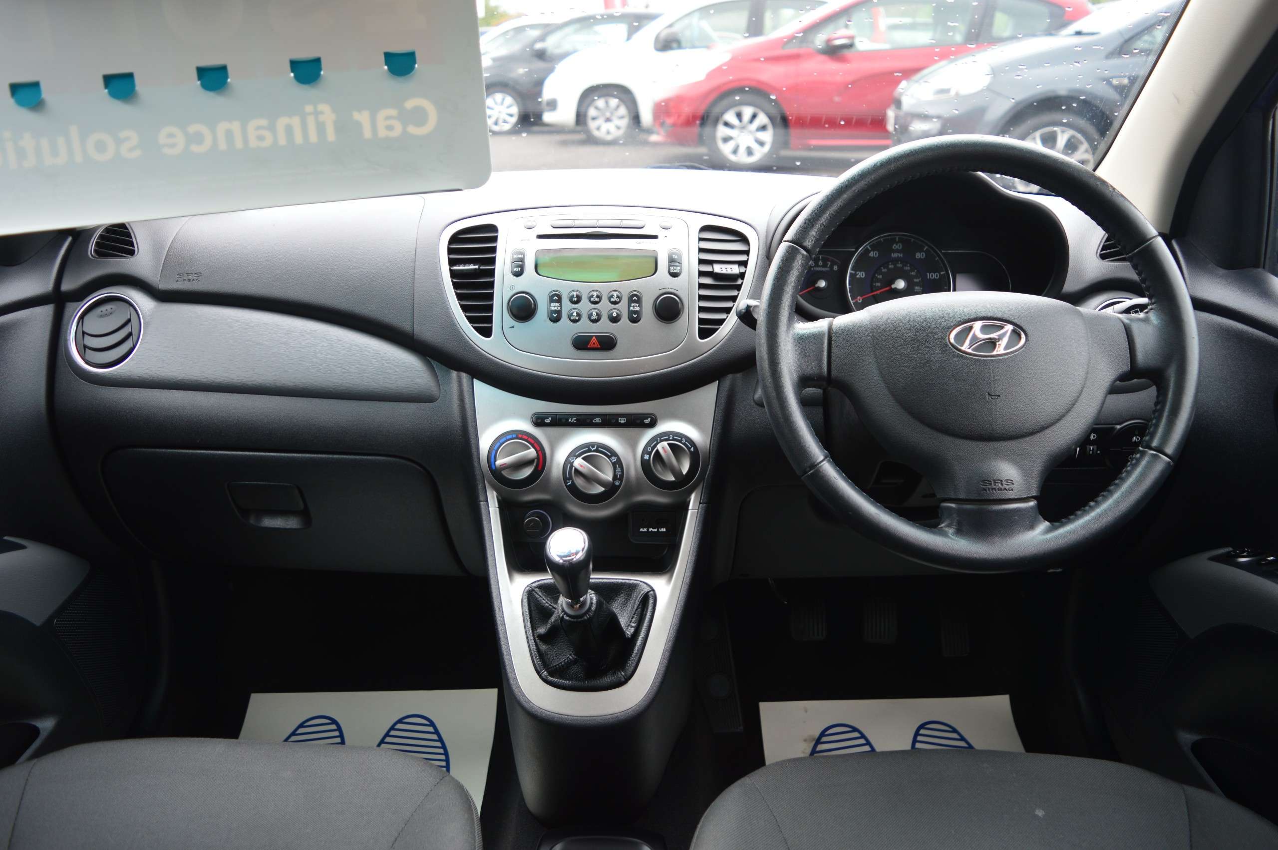 A 2011 HYUNDAI I10 1.2 Style Hatchback 5dr Petrol Manual Euro 5 (85 bhp) A 2011 HYUNDAI I10 1.2 Style Hatchback 5dr Petrol Manual Euro 5 (85 bhp)