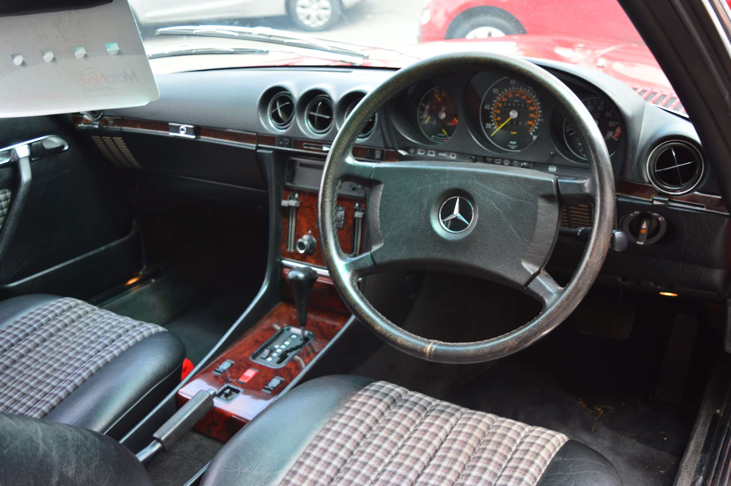 1986 MERCEDES-BENZ 300 1986 MERCEDES-BENZ 300