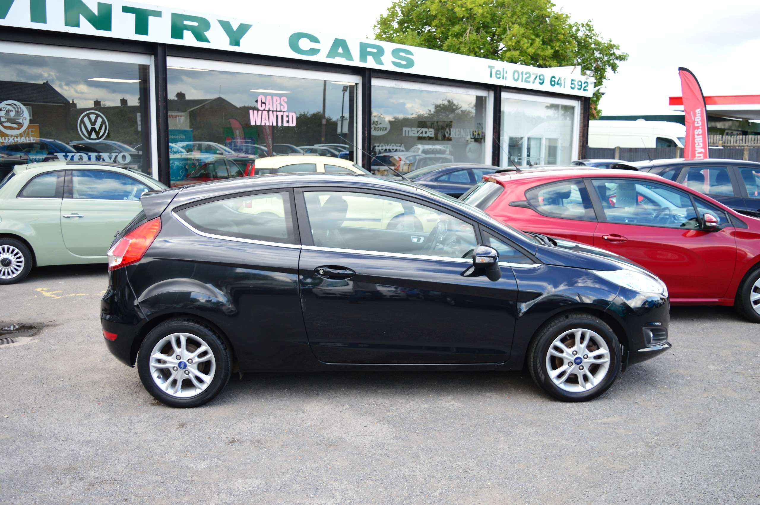 A 2015 FORD FIESTA 1.25 Zetec Hatchback 3dr Petrol Manual Euro 5 (82 ps) A 2015 FORD FIESTA 1.25 Zetec Hatchback 3dr Petrol Manual Euro 5 (82 ps)