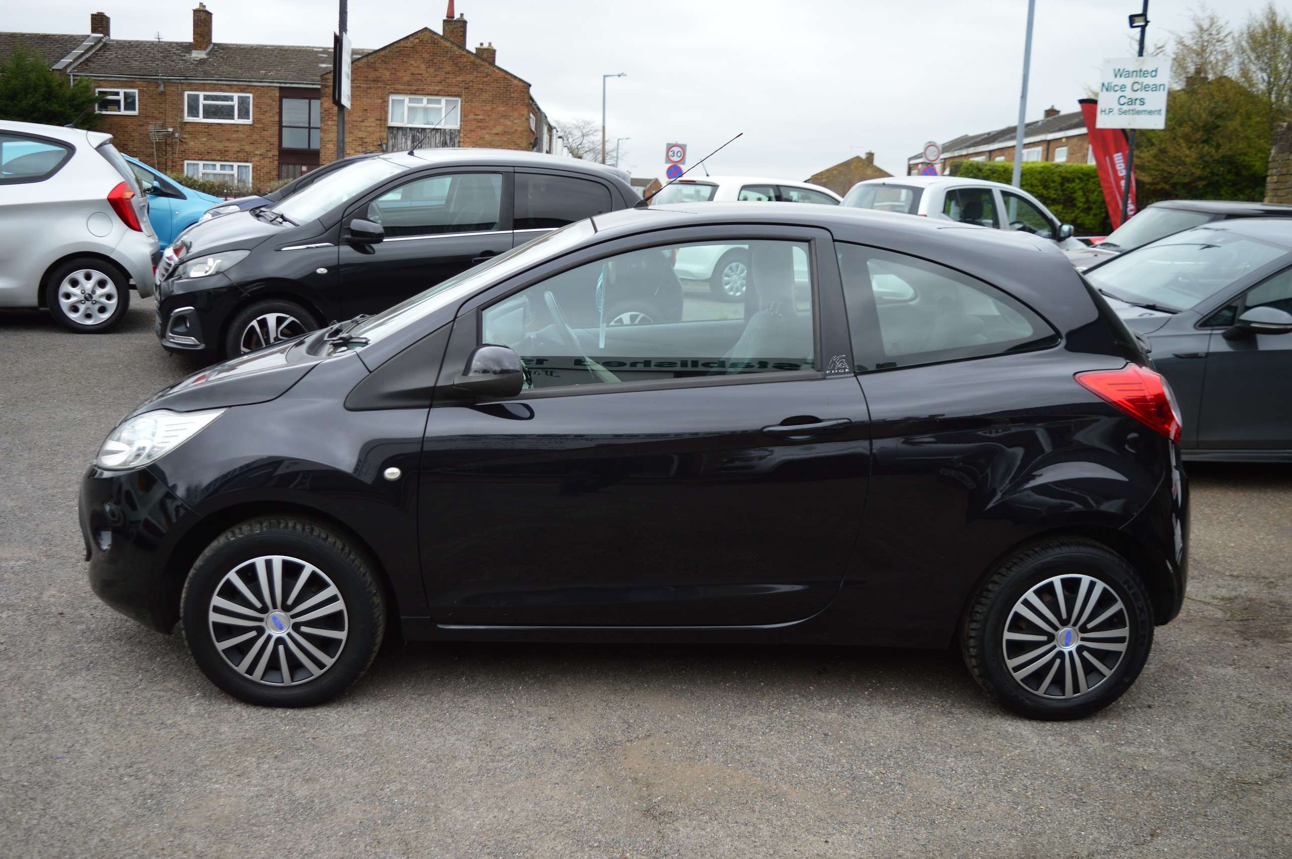2011 FORD KA 2011 FORD KA