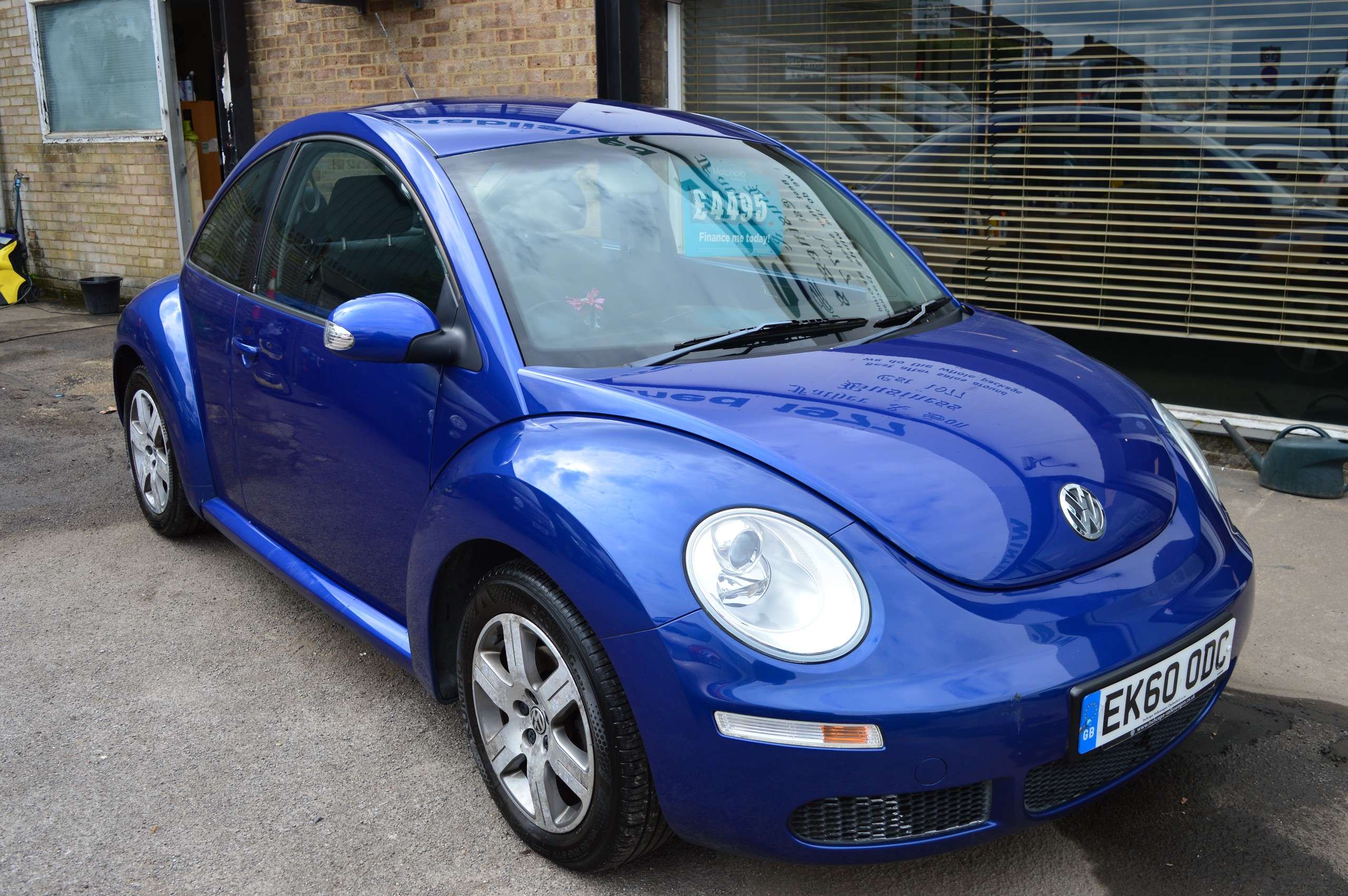 A 2010 VOLKSWAGEN BEETLE 1.6 Hatchback 3dr Petrol Manual Euro 4 (102 ps) A 2010 VOLKSWAGEN BEETLE 1.6 Hatchback 3dr Petrol Manual Euro 4 (102 ps)