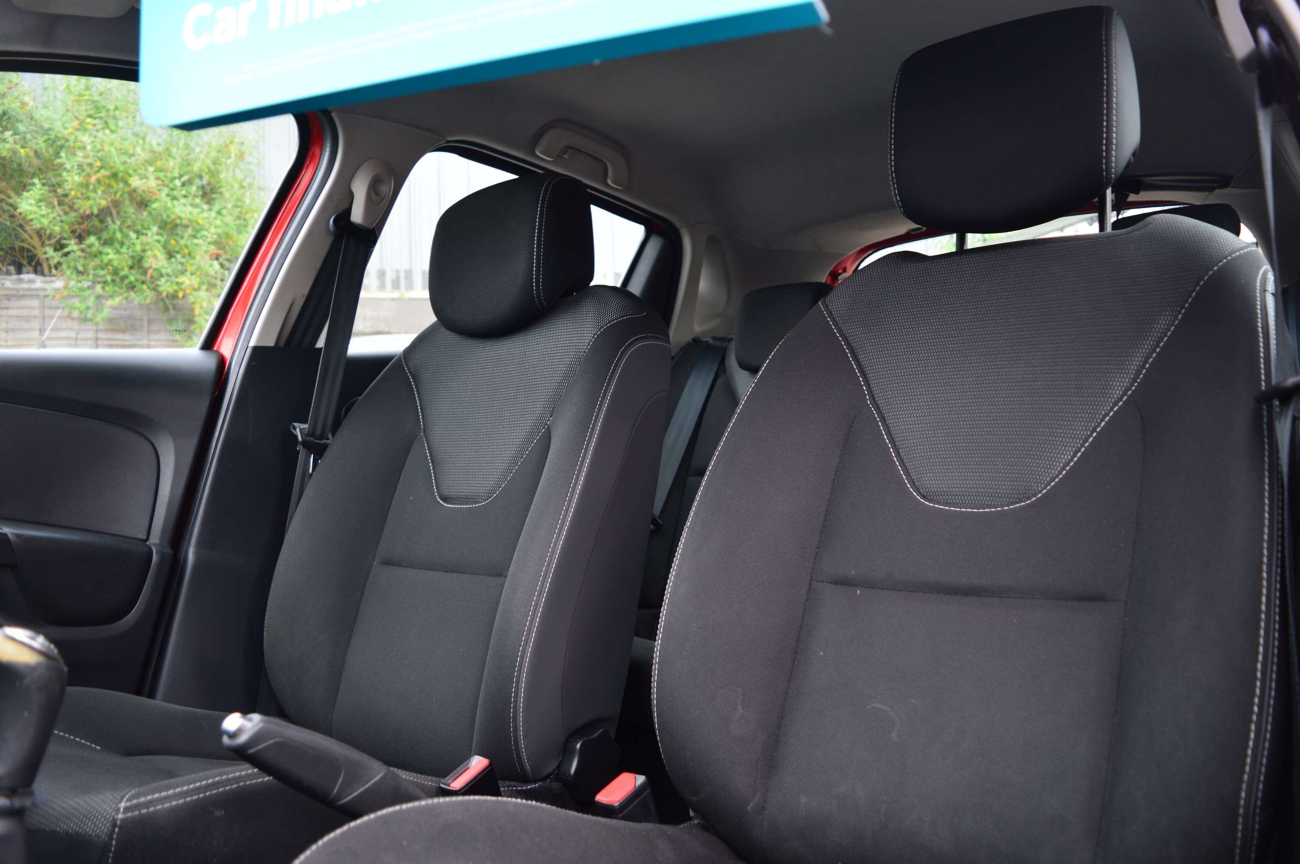 2015 RENAULT CLIO 2015 RENAULT CLIO