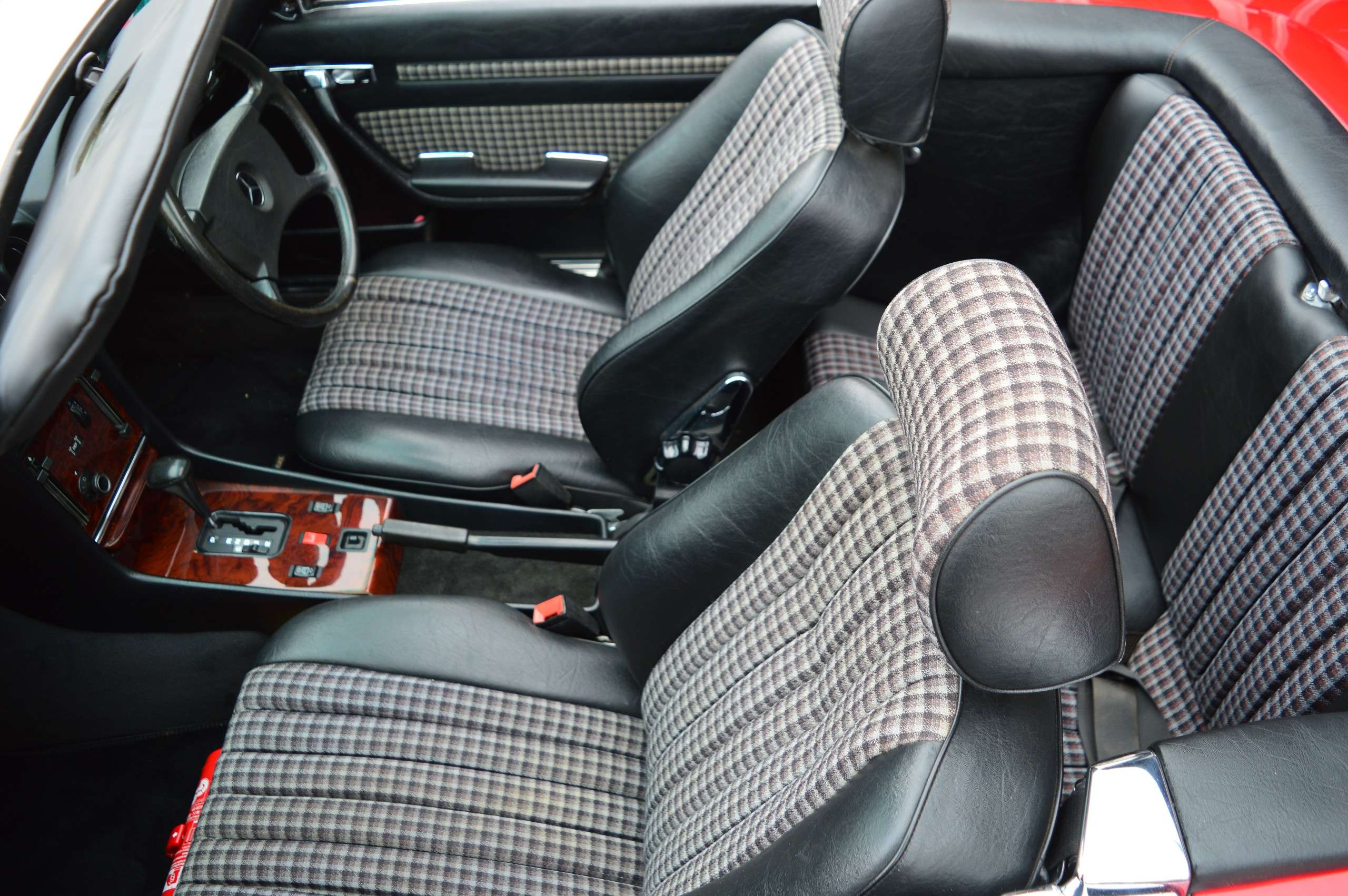 1986 MERCEDES-BENZ 300 1986 MERCEDES-BENZ 300