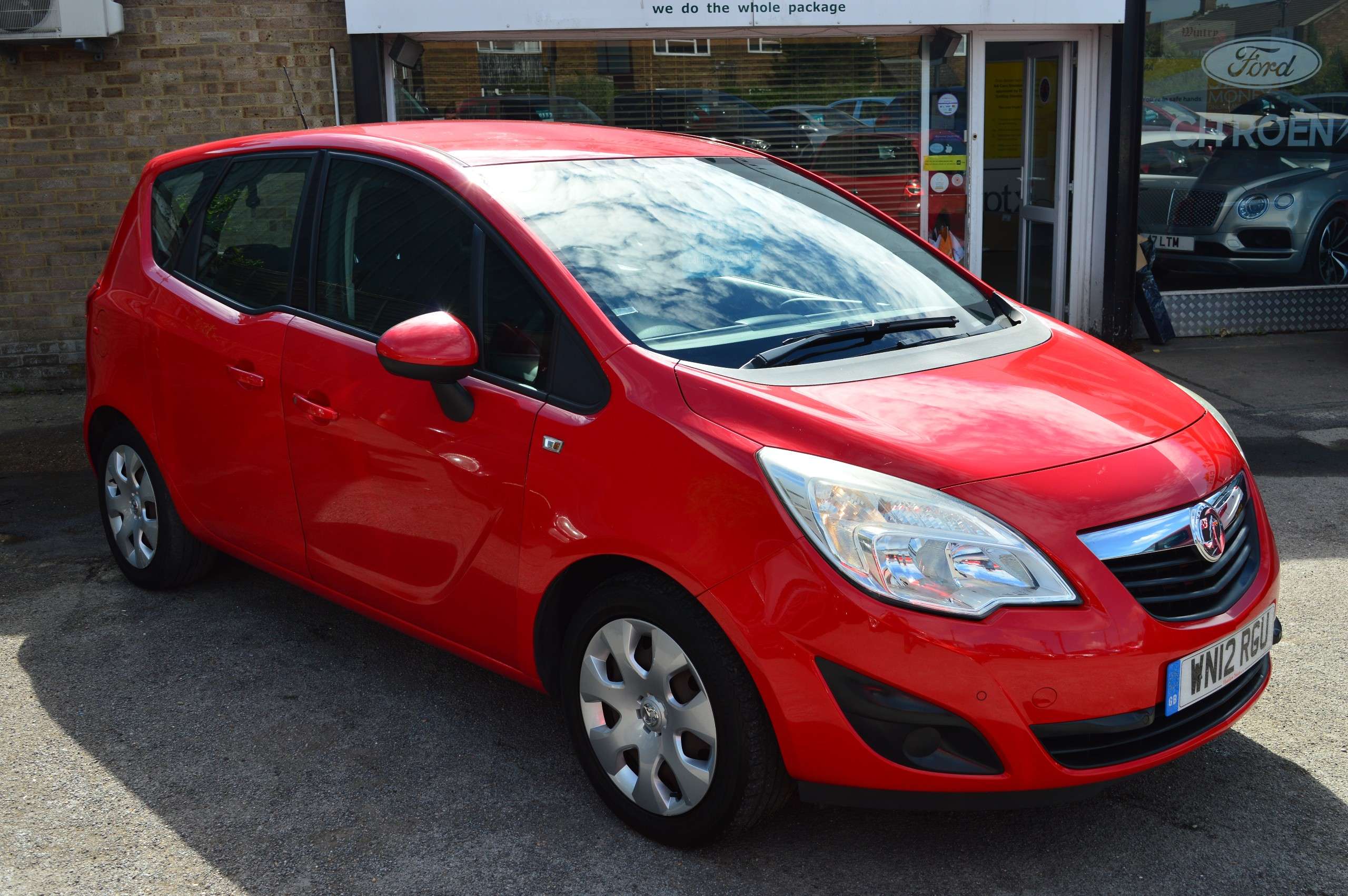 A 2012 VAUXHALL MERIVA 1.4 16V Exclusiv MPV 5dr Petrol Manual Euro 5 (100 ps) A 2012 VAUXHALL MERIVA 1.4 16V Exclusiv MPV 5dr Petrol Manual Euro 5 (100 ps)