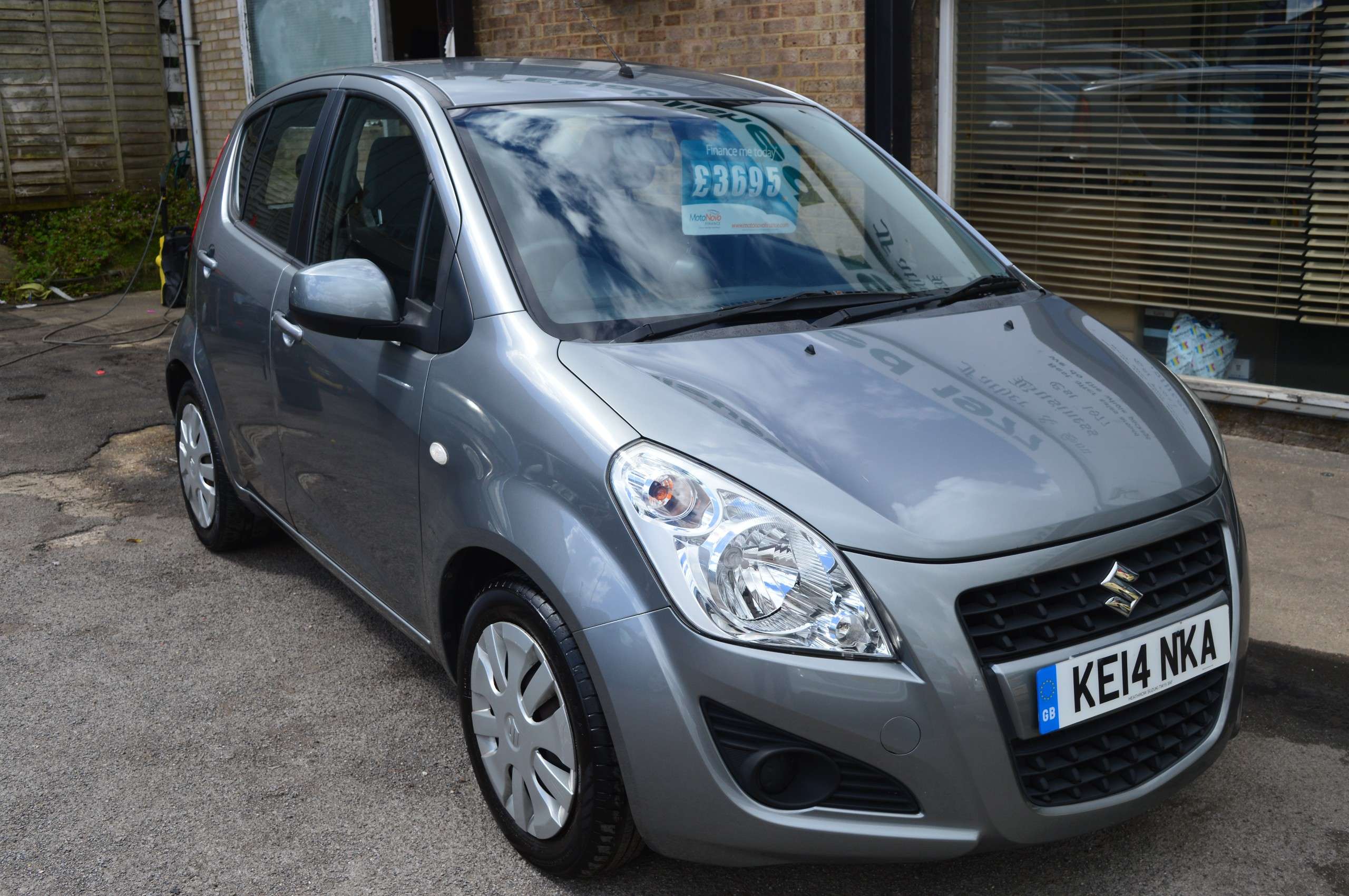 A 2014 SUZUKI SPLASH 1.0 12V SZ3 MPV 5dr Petrol Manual Euro 5 (68 ps) A 2014 SUZUKI SPLASH 1.0 12V SZ3 MPV 5dr Petrol Manual Euro 5 (68 ps)