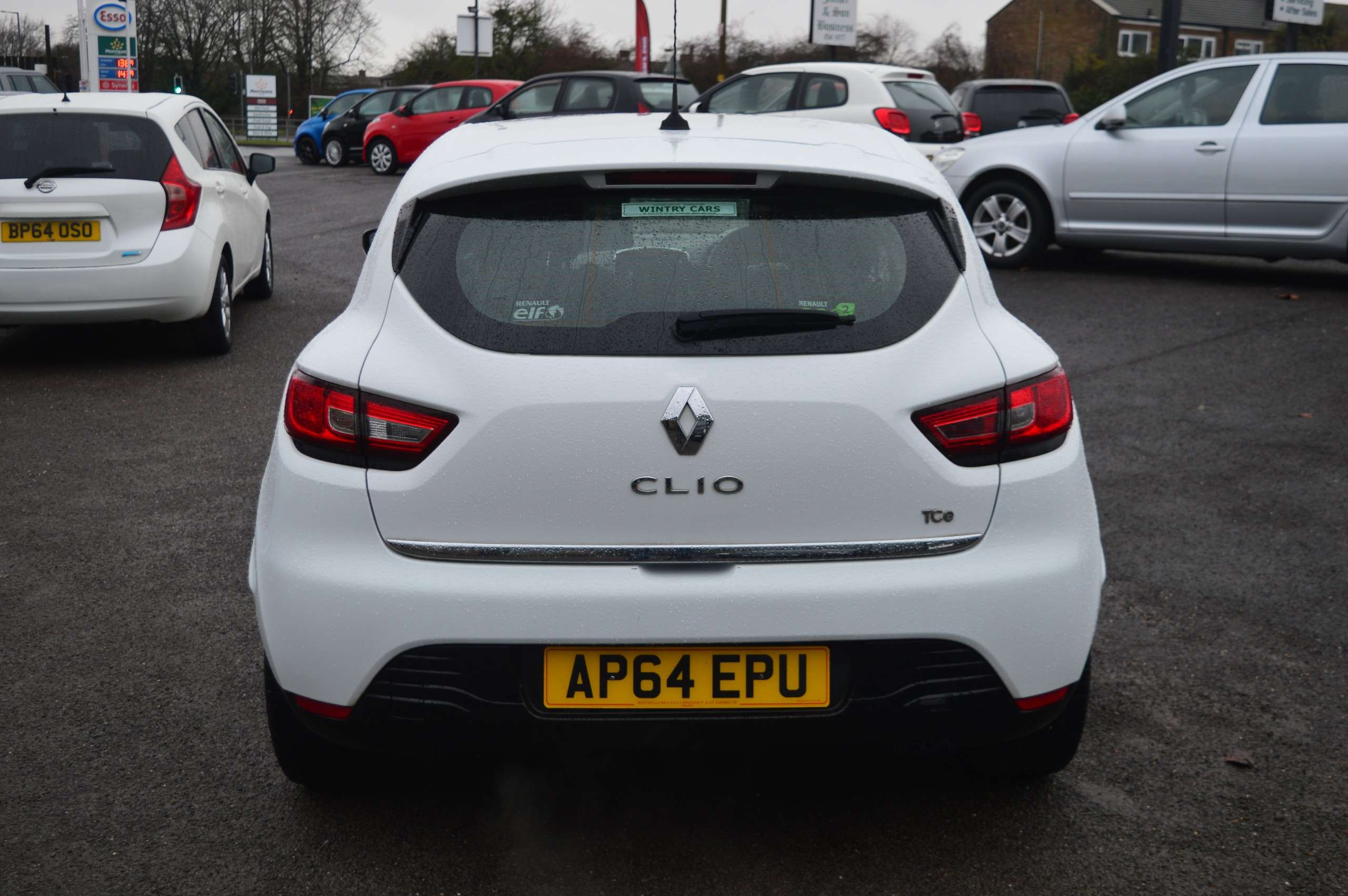 A 2015 RENAULT CLIO 0.9 TCe Dynamique MediaNav Hatchback 5dr Petrol Manual Euro 5 (s/s) (90 ps) A 2015 RENAULT CLIO 0.9 TCe Dynamique MediaNav Hatchback 5dr Petrol Manual Euro 5 (s/s) (90 ps)