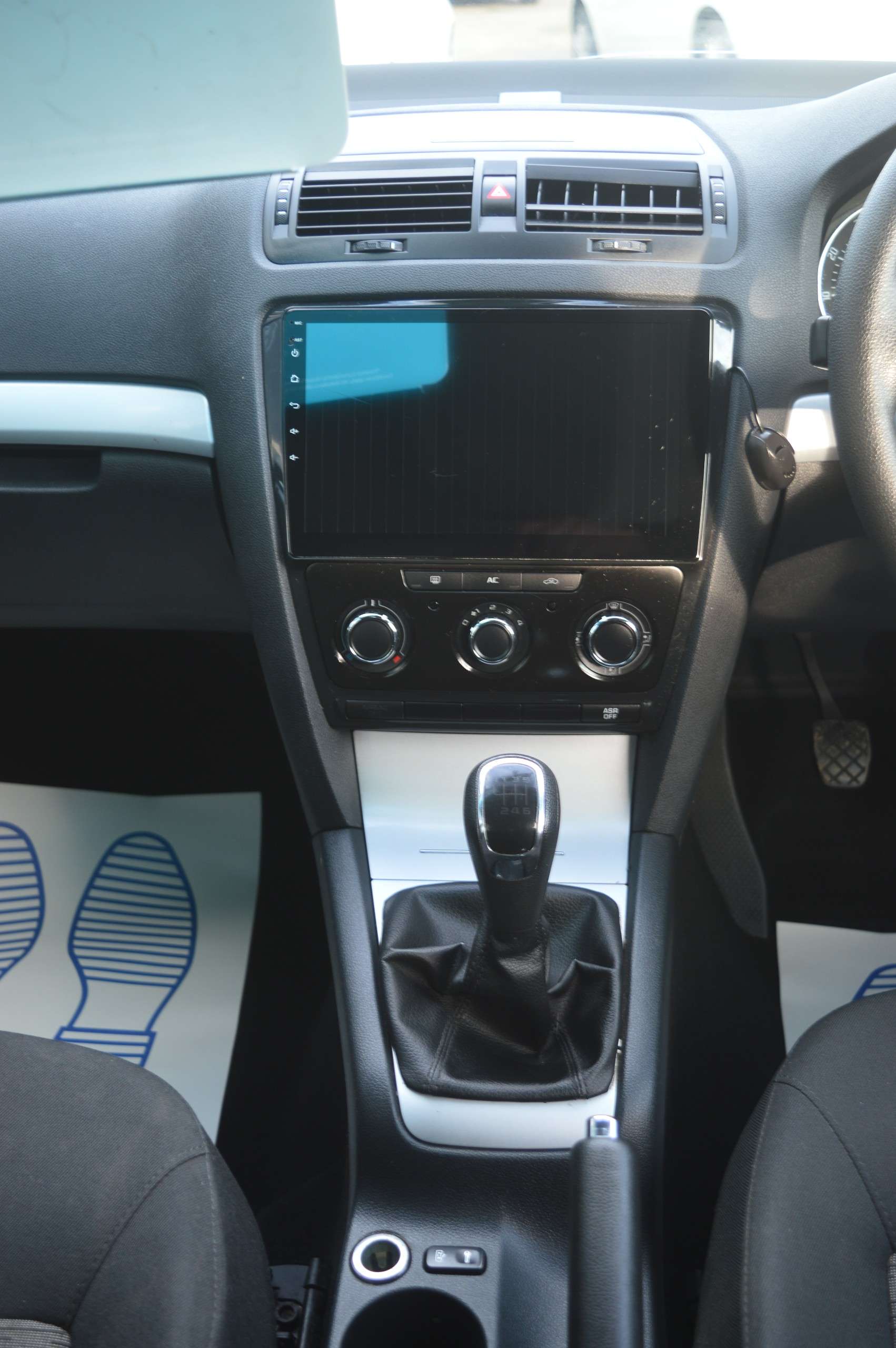 2011 SKODA OCTAVIA 2011 SKODA OCTAVIA