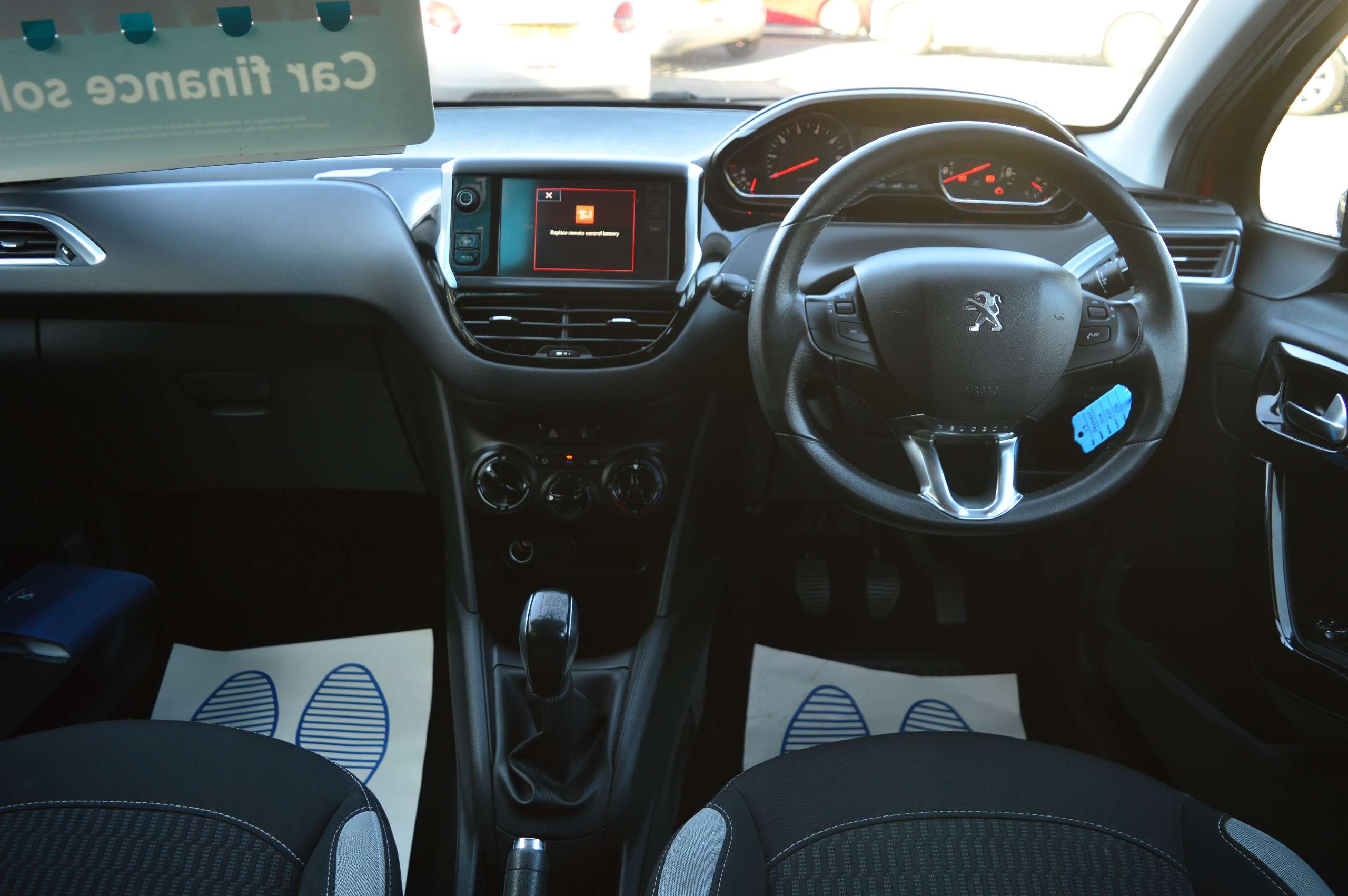 A 2015 PEUGEOT 208 1.2 VTi PureTech Style Hatchback 5dr Petrol Manual Euro 6 (82 ps) A 2015 PEUGEOT 208 1.2 VTi PureTech Style Hatchback 5dr Petrol Manual Euro 6 (82 ps)