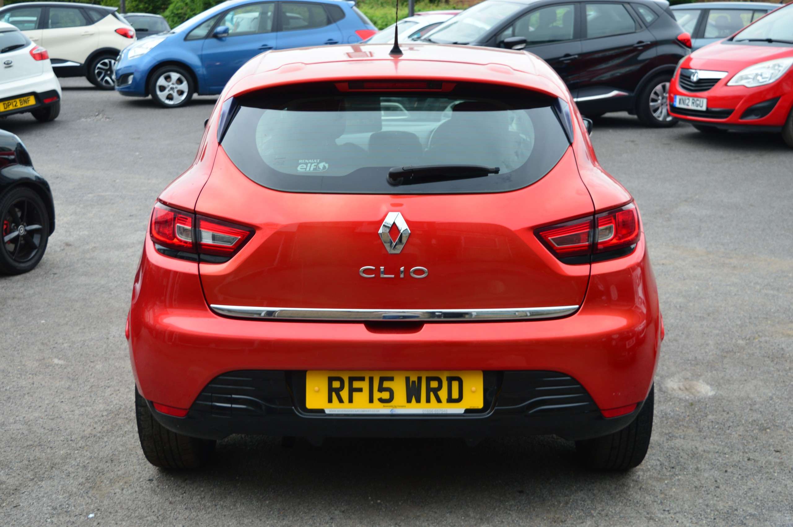 A 2015 RENAULT CLIO 1.2 16V Dynamique Nav Hatchback 5dr Petrol Manual Euro 6 (75 ps) A 2015 RENAULT CLIO 1.2 16V Dynamique Nav Hatchback 5dr Petrol Manual Euro 6 (75 ps)