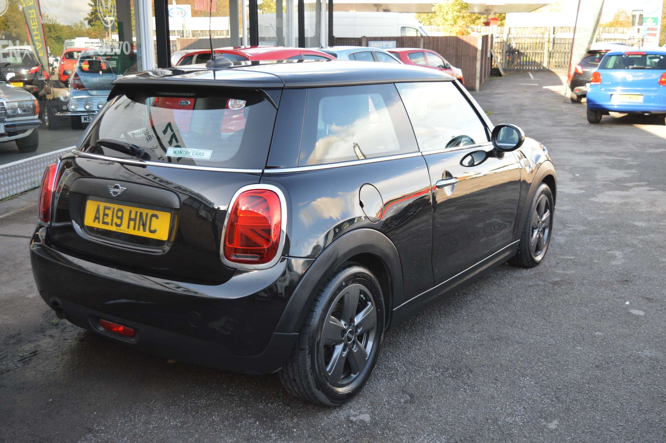 2019 MINI MINI 2019 MINI MINI