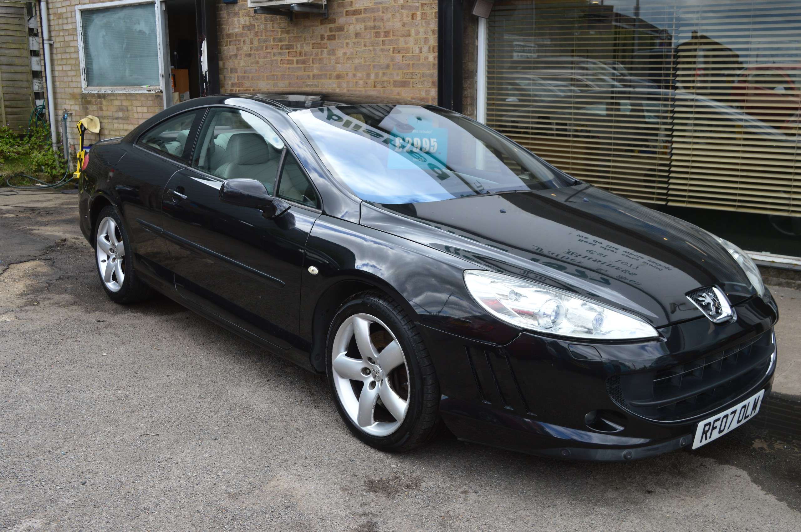 A 2007 PEUGEOT 407 2.7 HDi SE Coupe 2dr Diesel Automatic (226 g/km, 205 bhp) A 2007 PEUGEOT 407 2.7 HDi SE Coupe 2dr Diesel Automatic (226 g/km, 205 bhp)