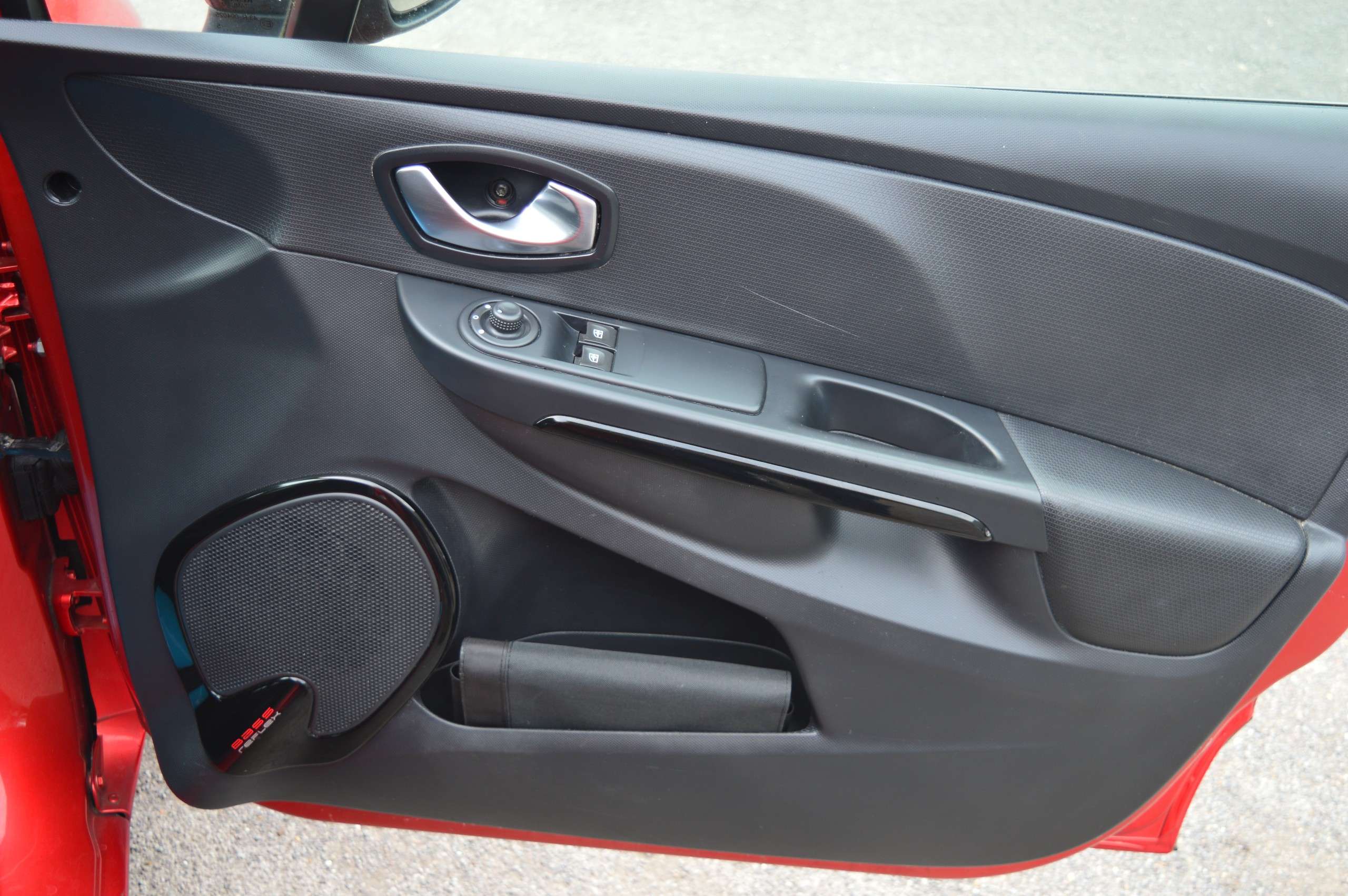2015 RENAULT CLIO 2015 RENAULT CLIO