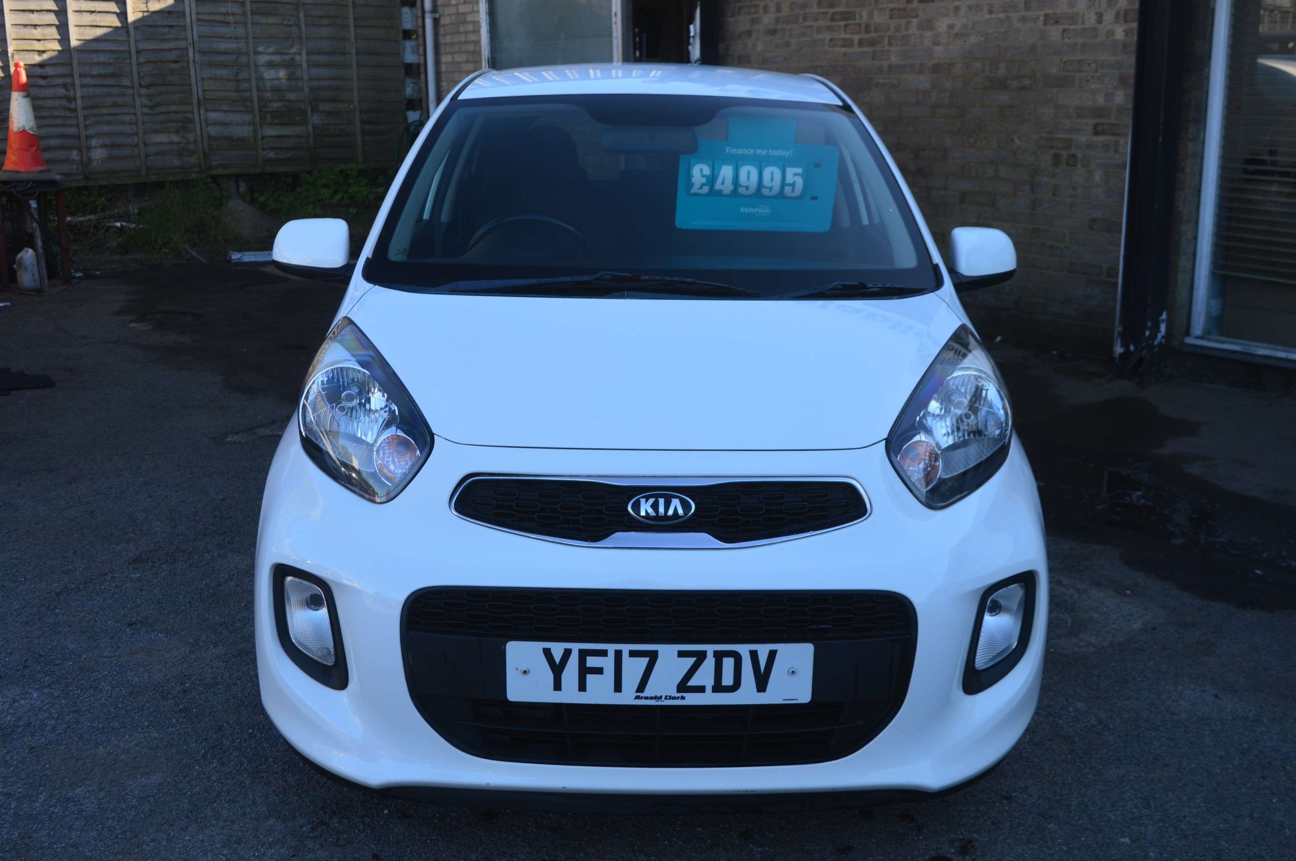 A 2017 KIA PICANTO 1.0 EcoDynamics SE Hatchback 5dr Petrol Manual Euro 6 (s/s) (65 bhp) A 2017 KIA PICANTO 1.0 EcoDynamics SE Hatchback 5dr Petrol Manual Euro 6 (s/s) (65 bhp)