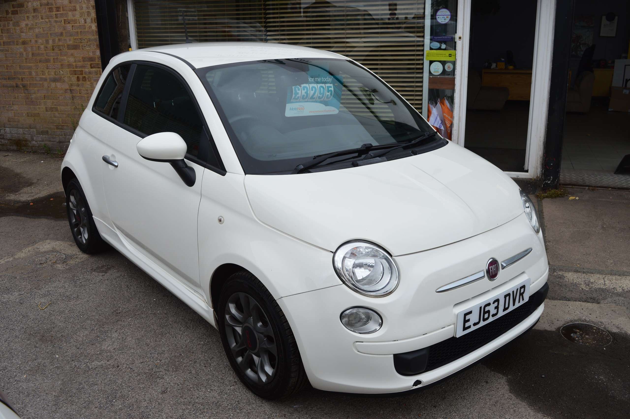A 2013 FIAT 500 1.2 S Hatchback 3dr Petrol Manual Euro 5 (s/s) (69 bhp) A 2013 FIAT 500 1.2 S Hatchback 3dr Petrol Manual Euro 5 (s/s) (69 bhp)